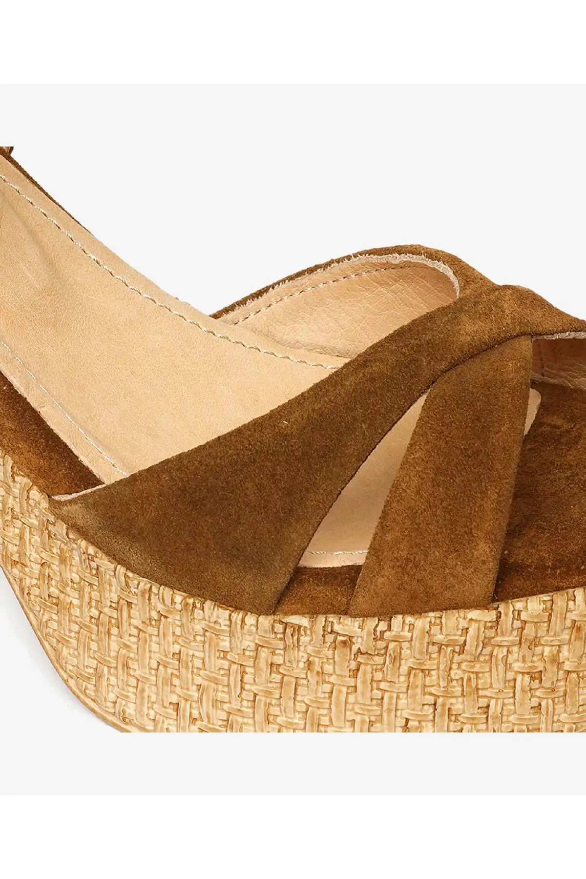 کفش صندل زنانه پاشنه‌دار از چرم طبیعی سوئدی برند Greyder - 8275