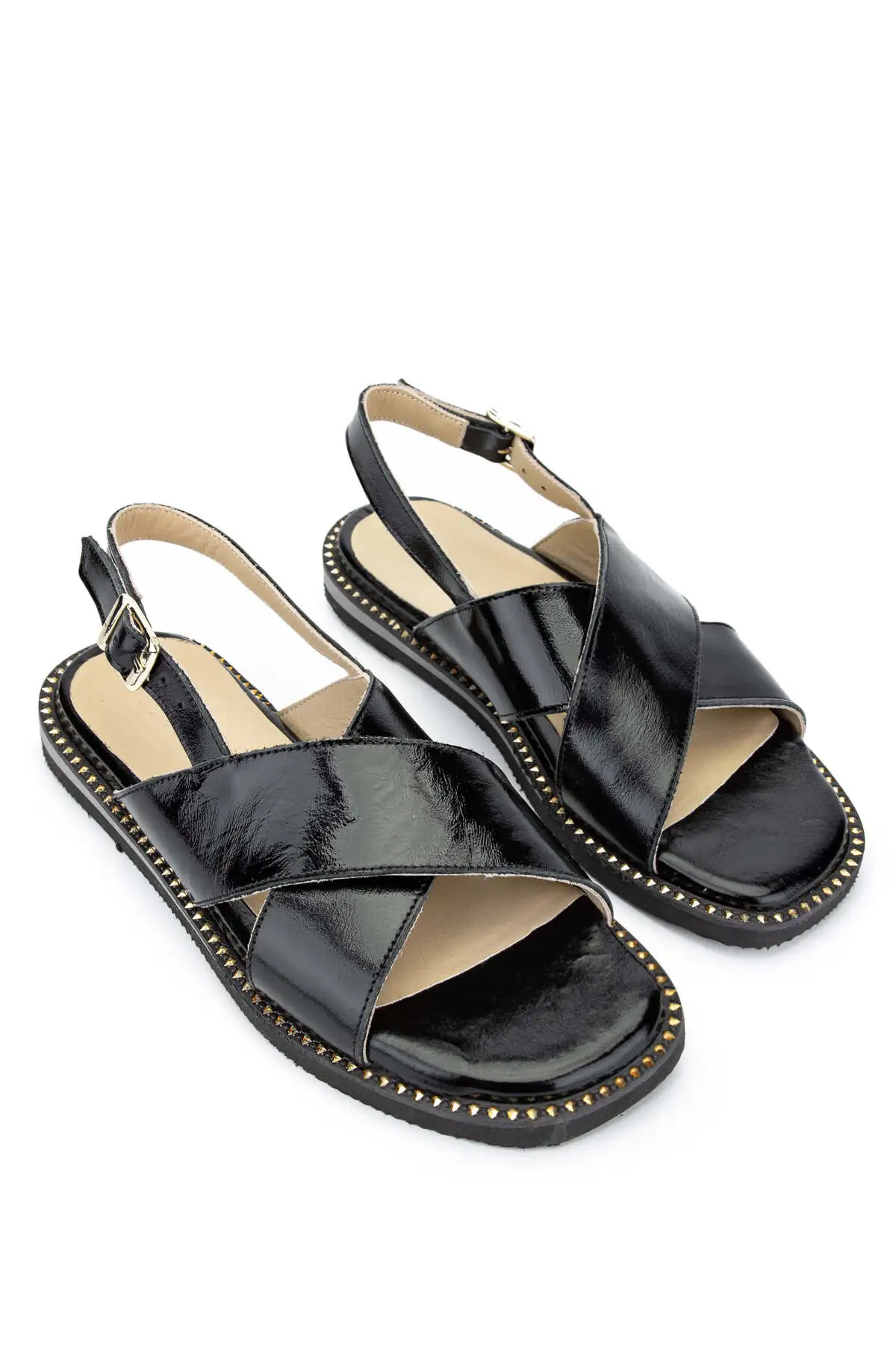 کفش صندل زنانه تخت با رویه چرم طبیعی مشکی براق برند Tamer Tanca - 8223