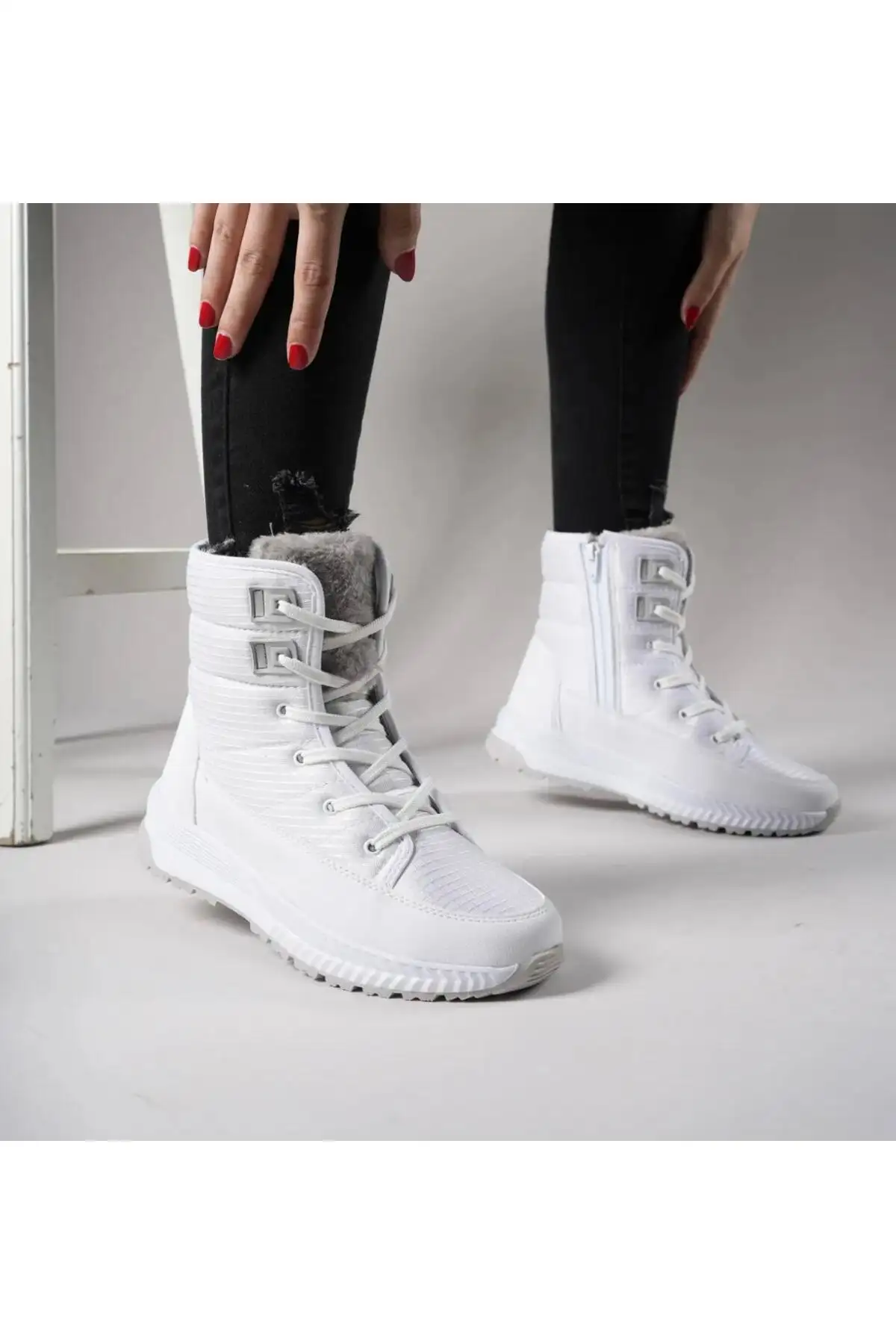 بوت و نیم بوت زنانه های برفگیر  با زیپ  داخل خز دار برند Alves - 7685 بوت و نیم بوت زنانه های برفگیر با زیپ داخل خز دار برند Alves - 7685