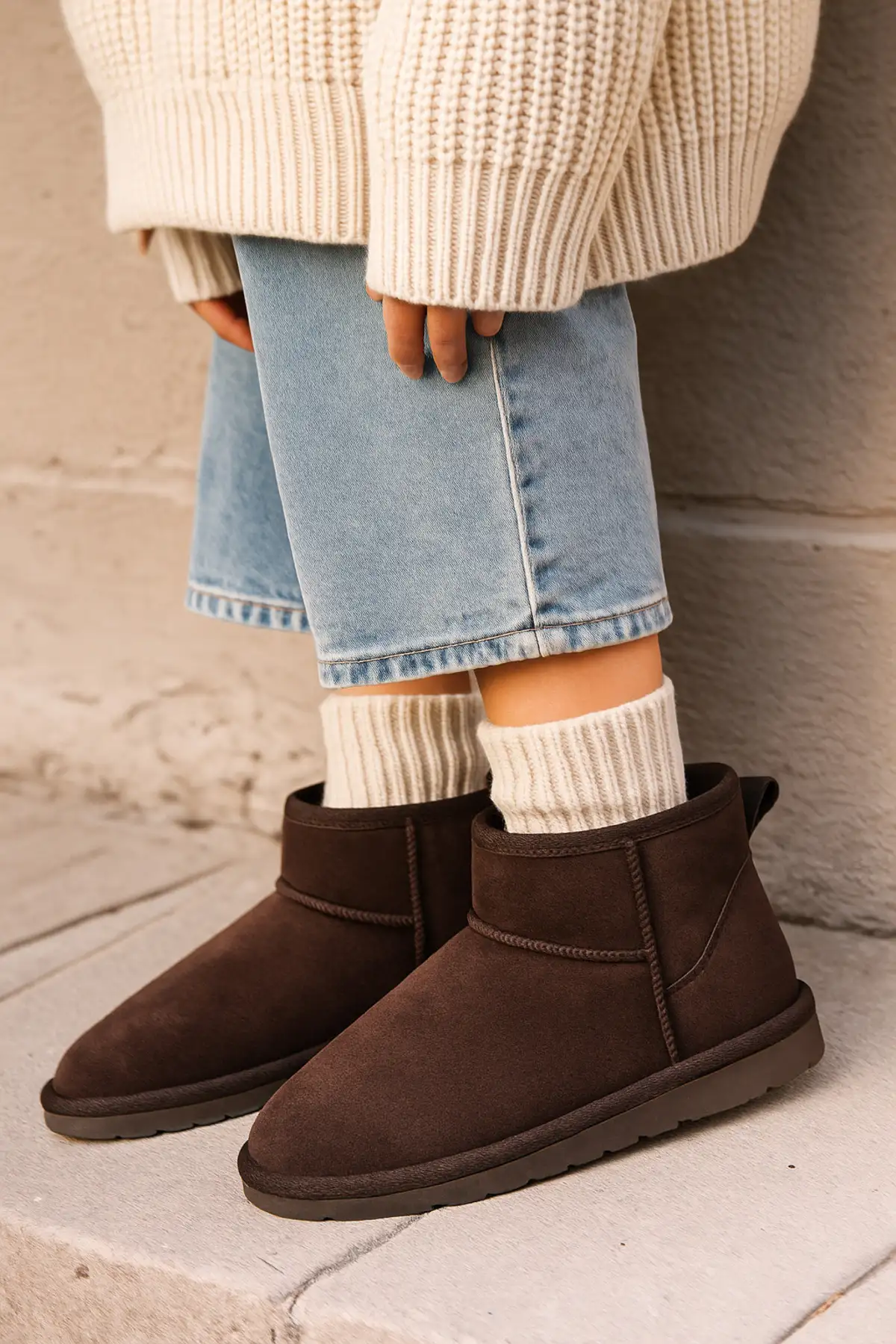 بوت و نیم بوت زنانه  کلاسیک مینی الترا مینی کُرکدار مدل 1016222 CHE  برند DAD WOLF - 8364 بوت و نیم بوت زنانه کلاسیک مینی الترا مینی کُرکدار مدل 1016222 CHE برند DAD WOLF - 8364