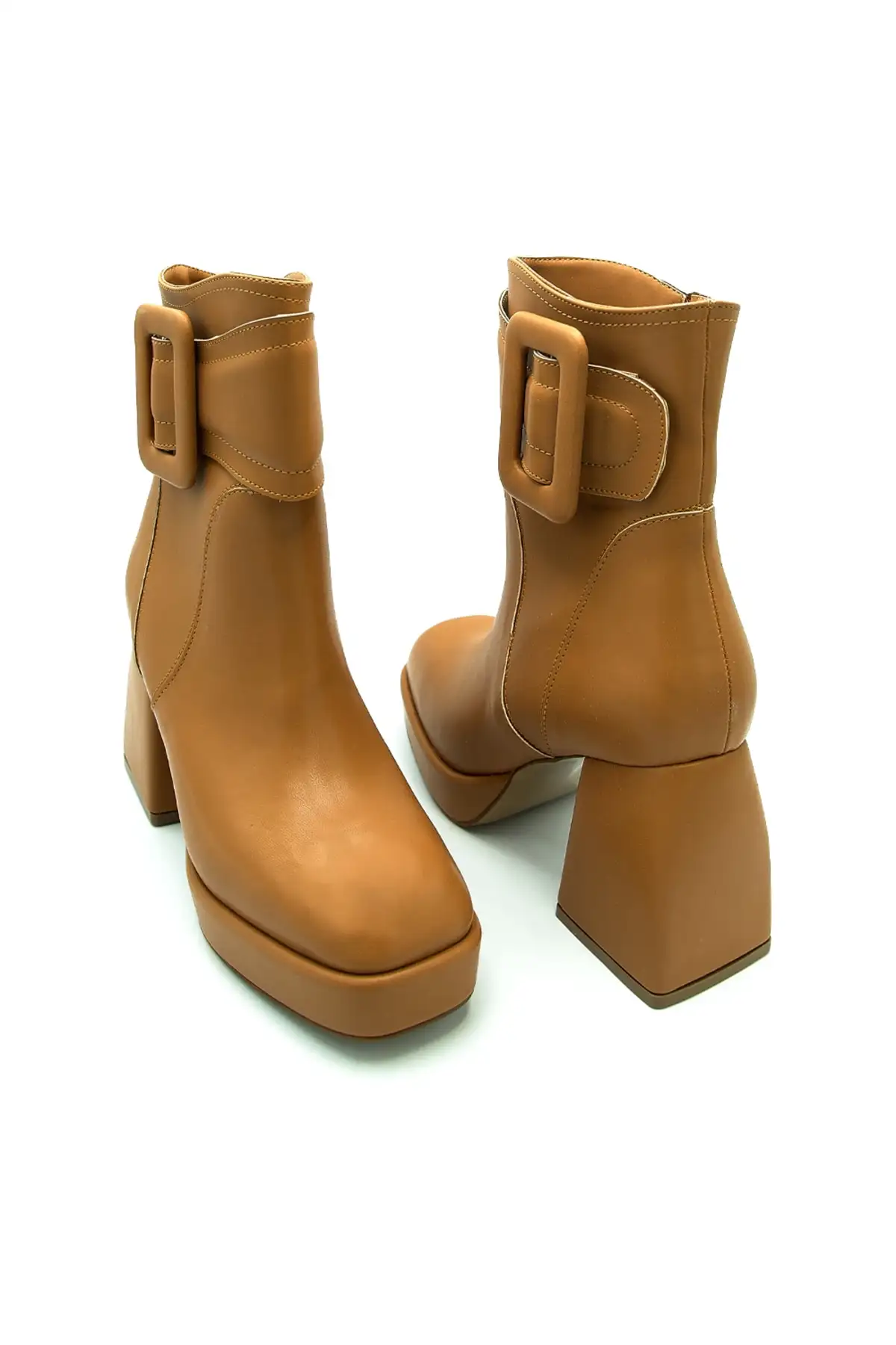 بوت و نیم بوت زنانه پلتفرم پاشنه بلند تکا با جزئیات برند DUYGUSHOESBAG - 7797 بوت و نیم بوت زنانه پلتفرم پاشنه بلند تکا با جزئیات برند DUYGUSHOESBAG - 7797