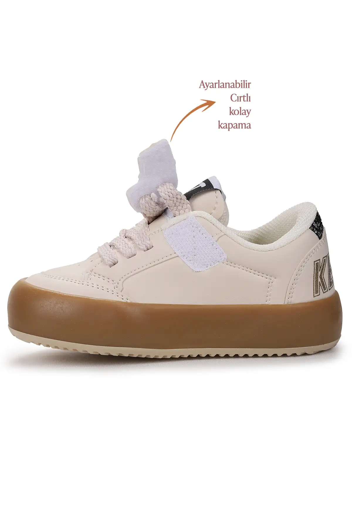 کفش بچگانه  ورزشی دخترانه ریدا با بند روزانه برند Kiko Kids - 7913 کفش بچگانه ورزشی دخترانه ریدا با بند روزانه برند Kiko Kids - 7913