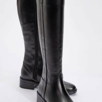 بوت و نیم‌ بوت زنانه چکمه چرم طبیعی سیاه آکر برند luvishoes - 7553