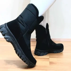 بوت و نیم‌ بوت زنانه Bot سیاه، ضد آب، با زیپ، راحت انعطاف‌پذیر، با کیفیت، دارای کفی ارتopedیک غیر لغزنده. برند Ayakkabı Ülkesi - 8367