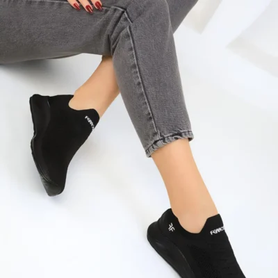 کفش کتانی زنانه ورزشی مشکی-مشکی 16979 برند SOHO - 7954