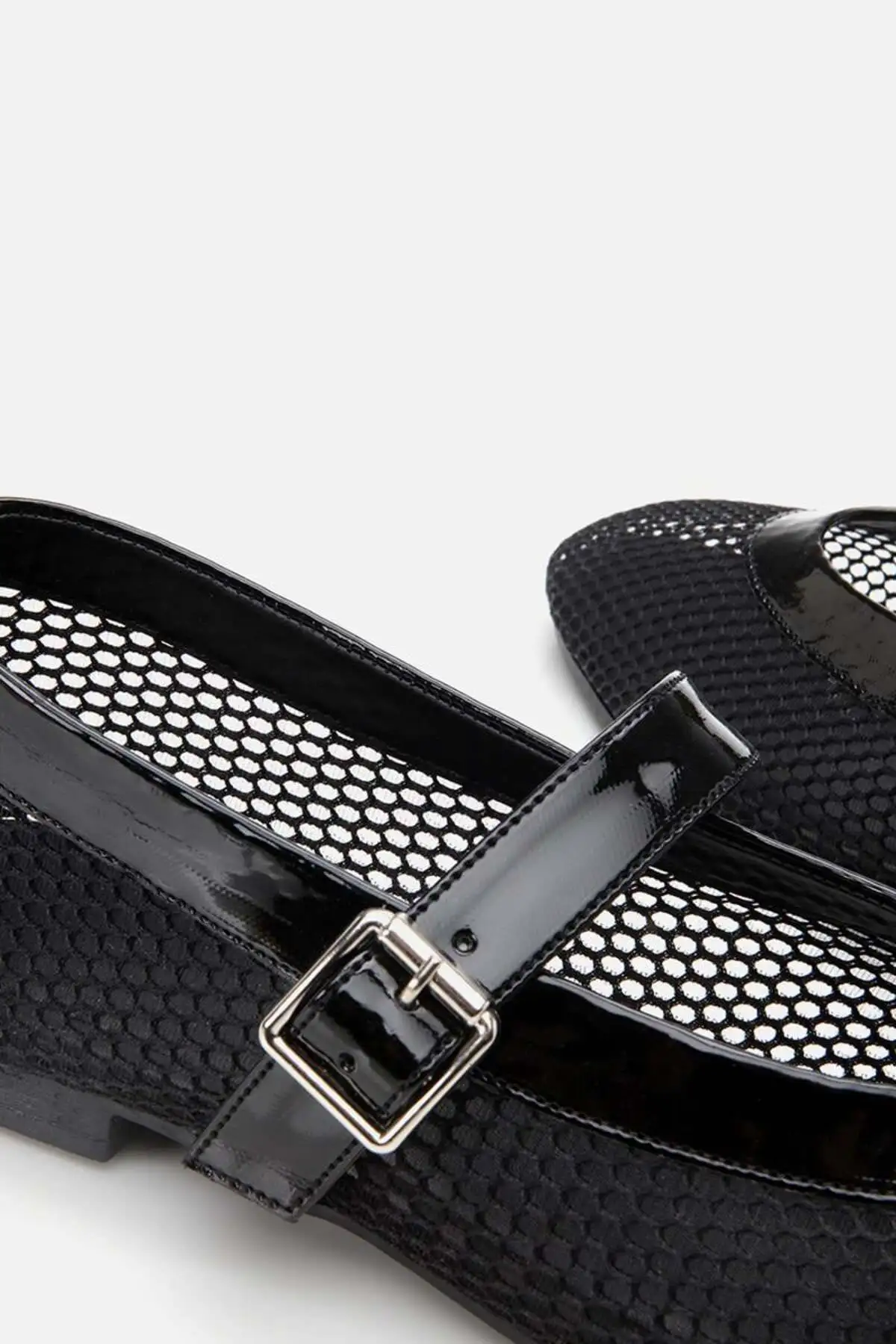 کفش تخت زنانه باله مشکی با رویه چرم و توری برند Yaya by Hotiç - 8336