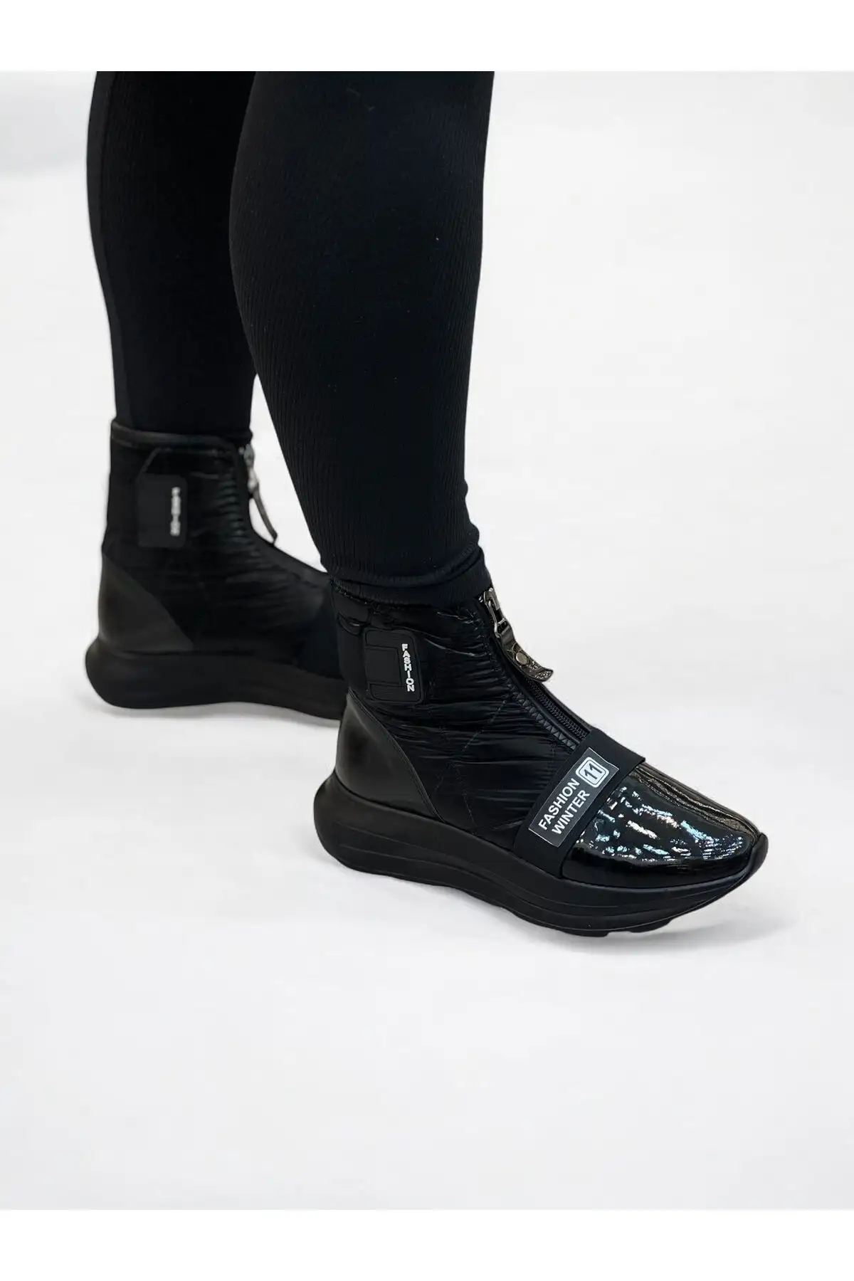 بوت و نیم بوت زنانه کفش رزمره  از پارچه نازک مخصص فصل زمستان برند LABRONA - 8369 بوت و نیم بوت زنانه کفش رزمره از پارچه نازک مخصص فصل زمستان برند LABRONA - 8369