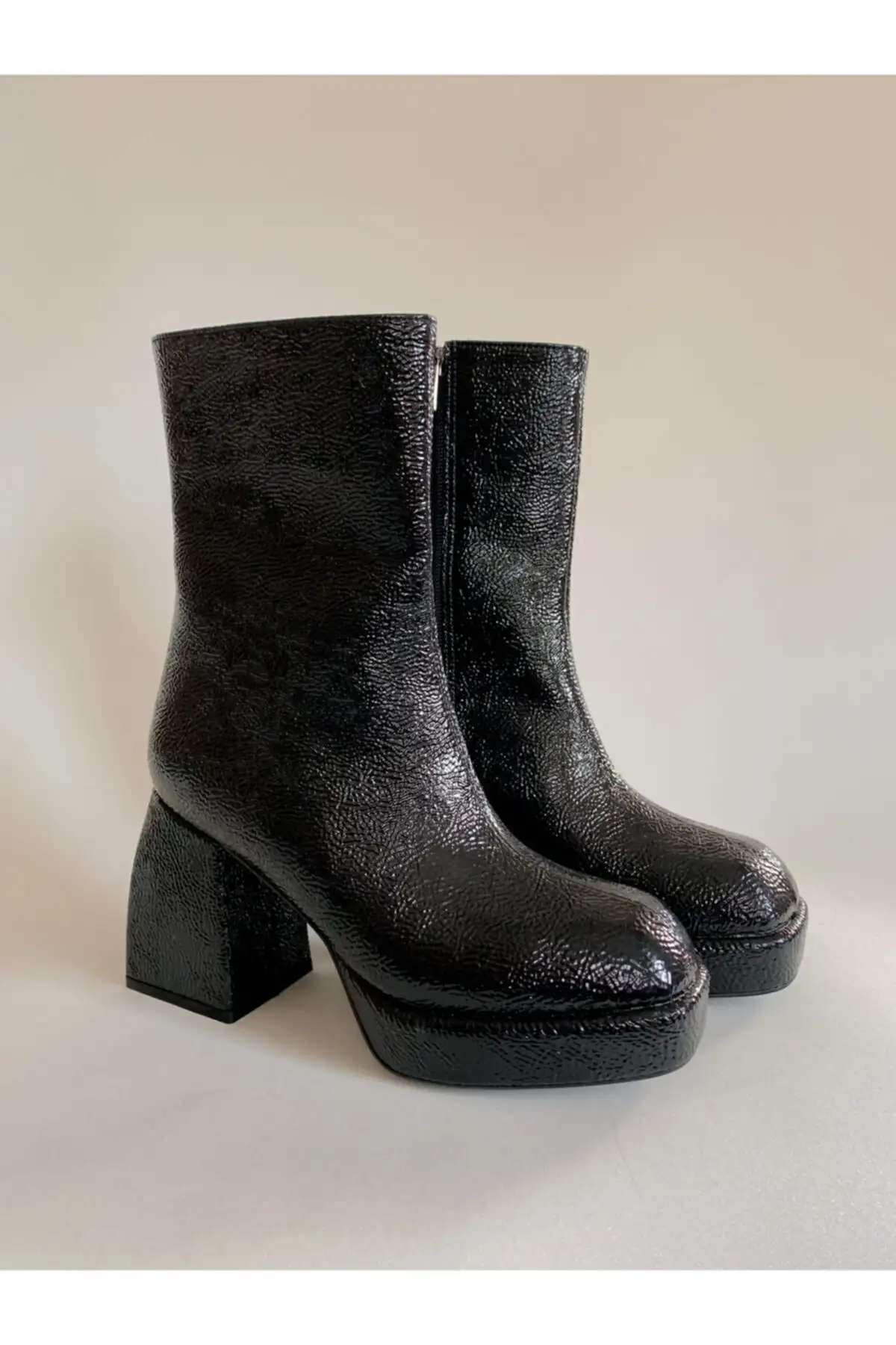 بوت و نیم بوت زنانه پتین پلتفرم با پاشنه بلند مشکی ترکخرده  برند goodbye - 7818 بوت و نیم بوت زنانه پتین پلتفرم با پاشنه بلند مشکی ترکخرده برند goodbye - 7818