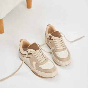 کفش کتانی زنانه ورزشی رنگ بژ با کفی حرارتی و بنددار برند Tonny Black - 7937