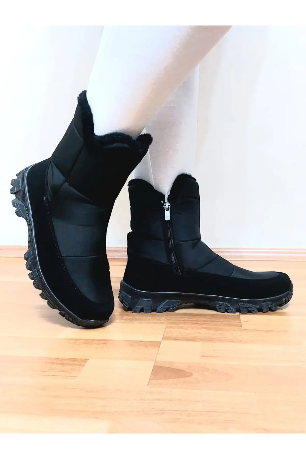 بوت و نیم بوت زنانه Bot  سیاه، ضد آب، با زیپ، راحت  انعطافپذیر، با کیفیت، دارای کفی ارتopedیک  غیر لغزنده. برند Ayakkabı Ülkesi - 8367 بوت و نیم بوت زنانه Bot سیاه، ضد آب، با زیپ، راحت انعطافپذیر، با کیفیت، دارای کفی ارتopedیک غیر لغزنده. برند Ayakkabı Ülkesi - 8367