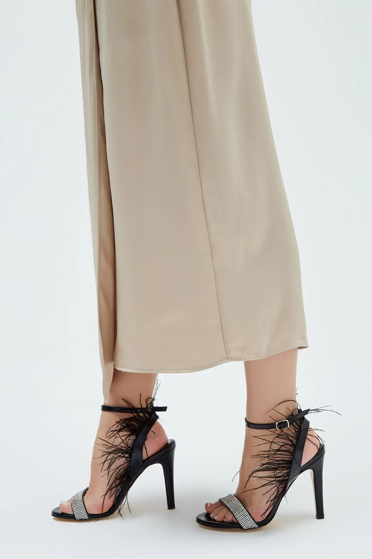 کفش صندل زنانه پاشنه‌بلند وگان کد 828 8223 Bn Sndlt Y23 برند Tamer Tanca - 8236