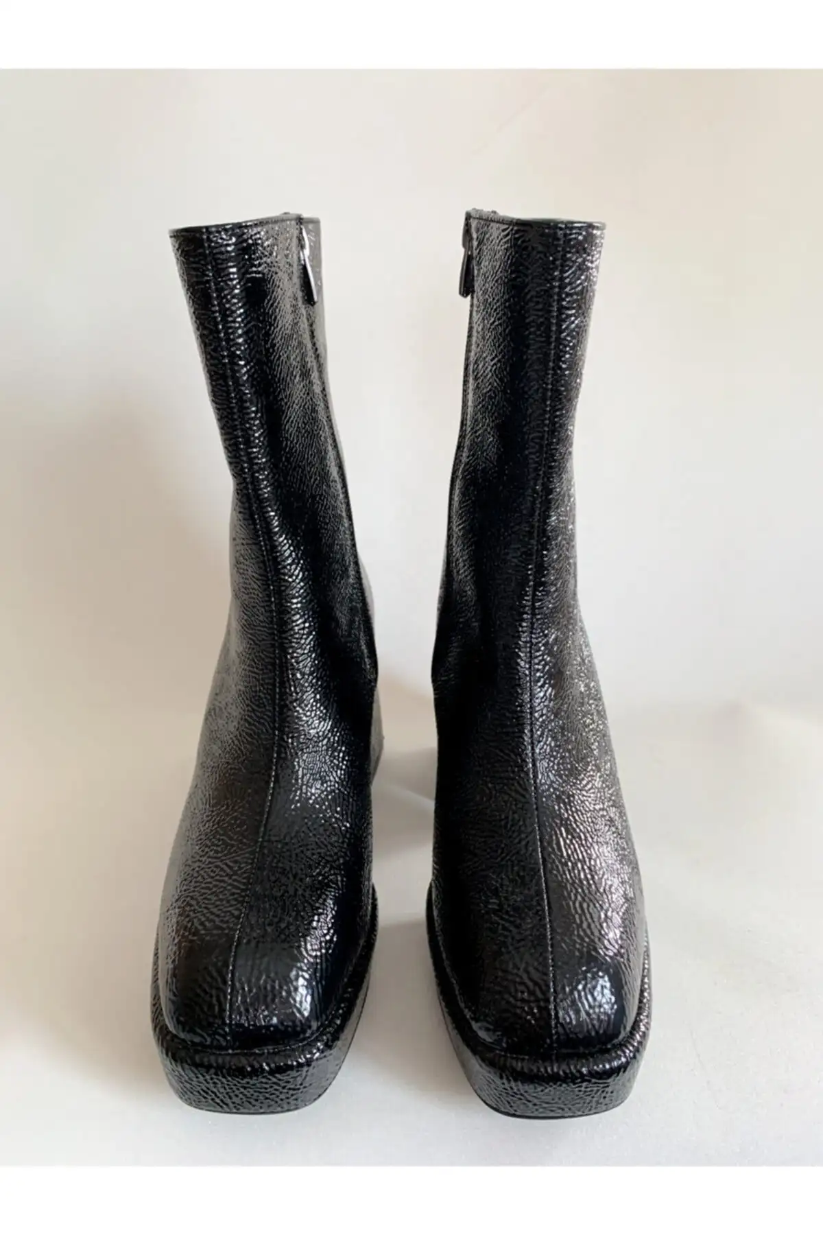 بوت و نیم بوت زنانه پتین پلتفرم با پاشنه بلند مشکی ترکخرده  برند goodbye - 7818 بوت و نیم بوت زنانه پتین پلتفرم با پاشنه بلند مشکی ترکخرده برند goodbye - 7818