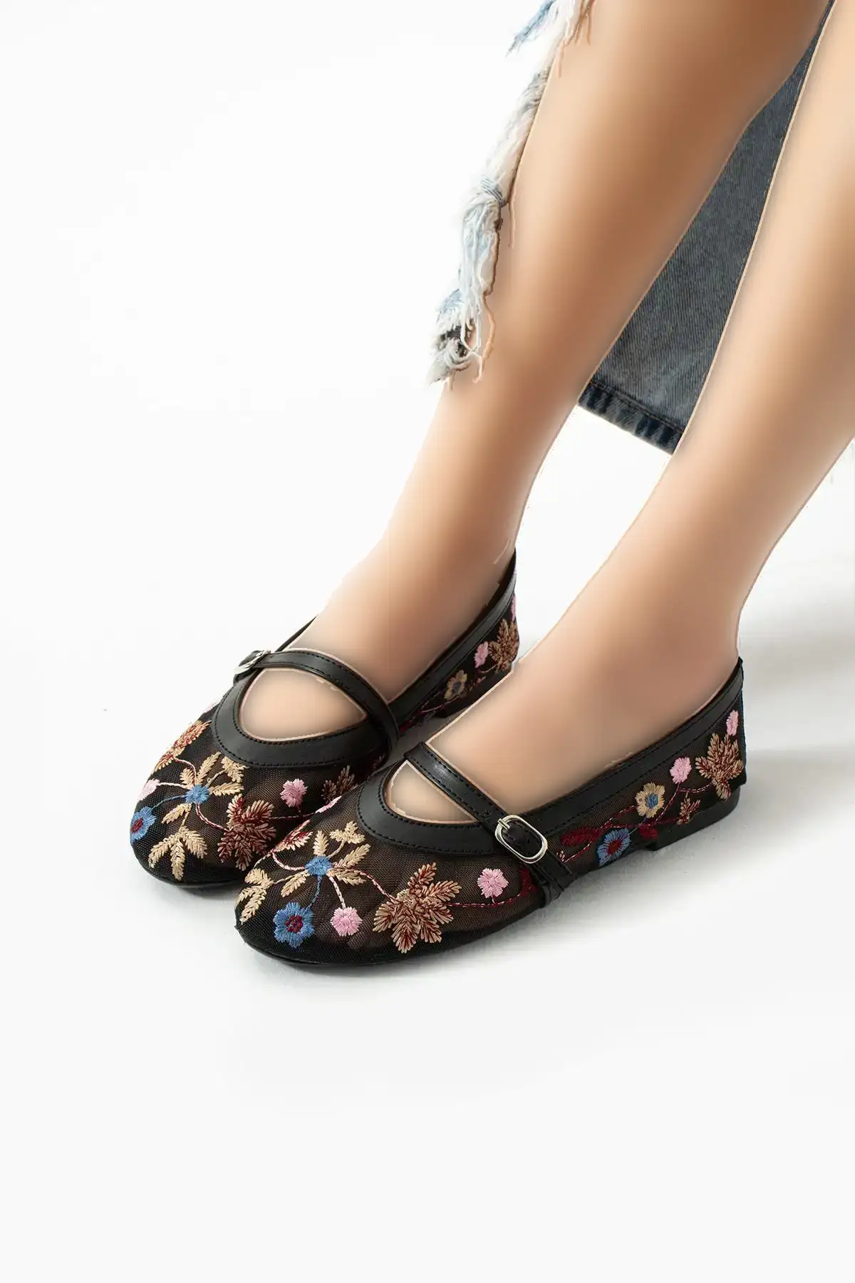 کفش تخت زنانه بامزه سیاه رنگ با پارچه تزیینی لیلیا برند ELAIA SHOES - 8319