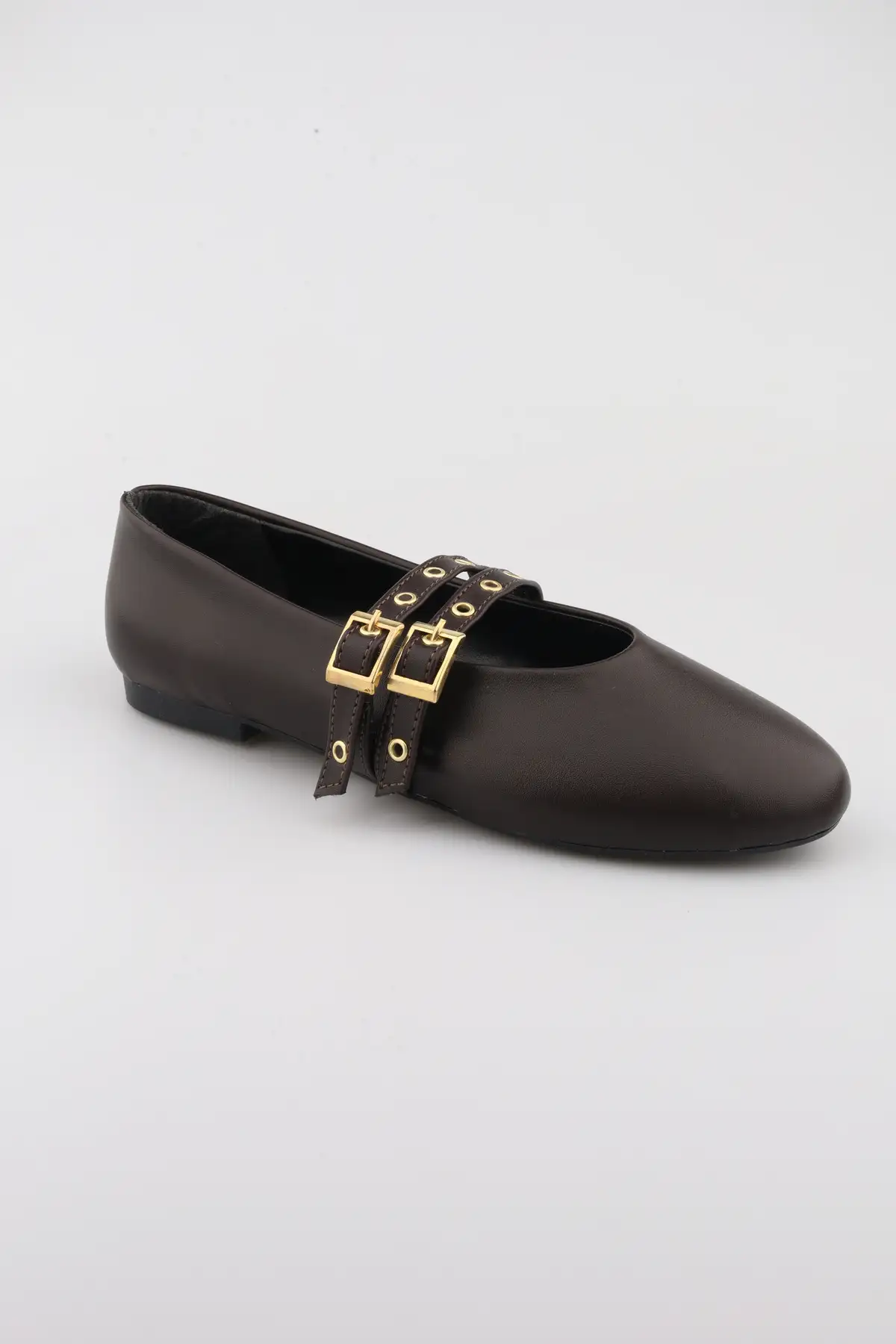 کفش تخت زنانه ماری جین ساده با بند دوگانه و طرح میخ دار - مناسب استفاده روزمره و راحت برند moon glow - 8318