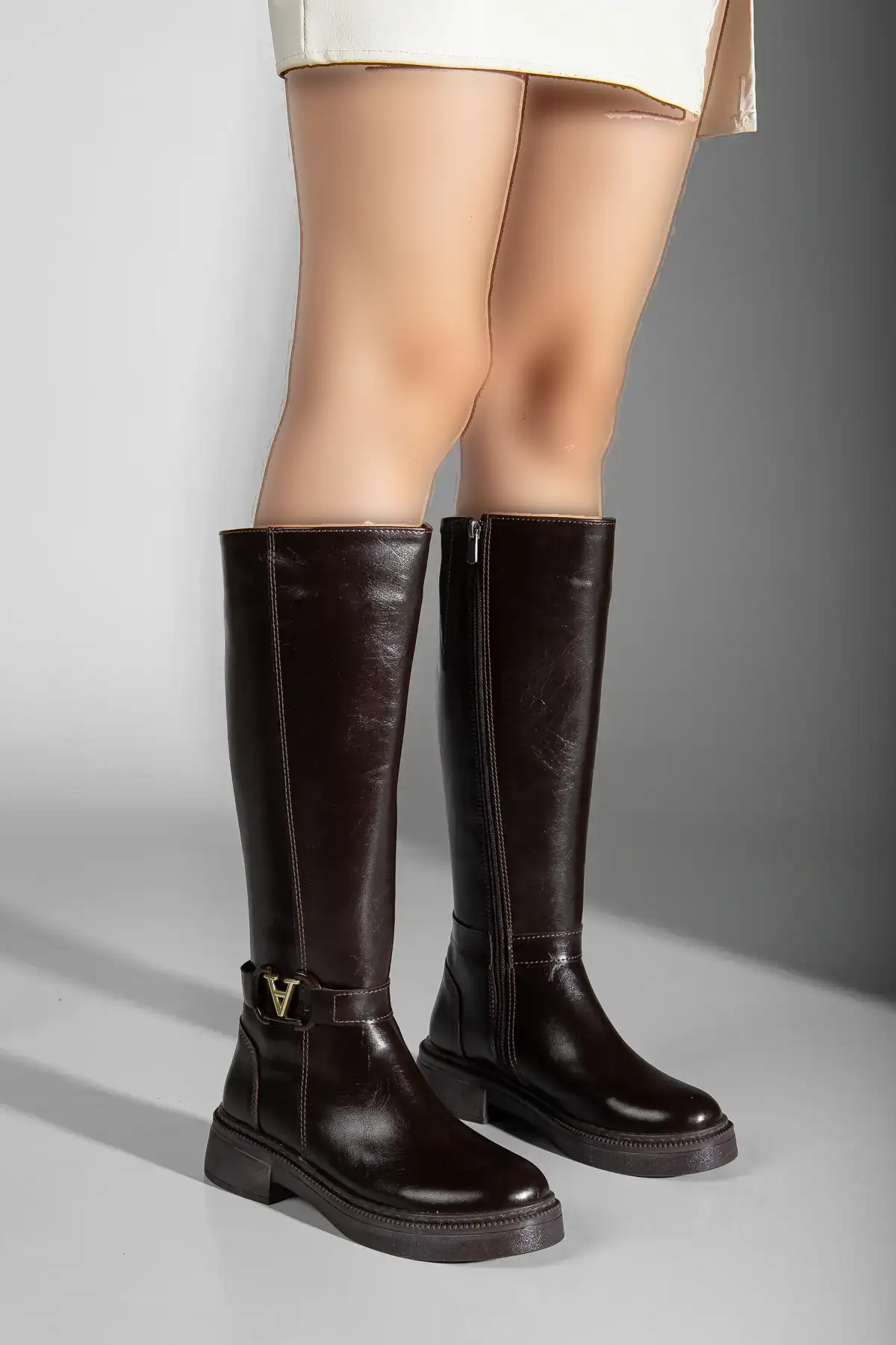 بوت و نیم بوت زنانه چرم  لیال برند MaskButik - 8120 بوت و نیم بوت زنانه چرم لیال برند MaskButik - 8120