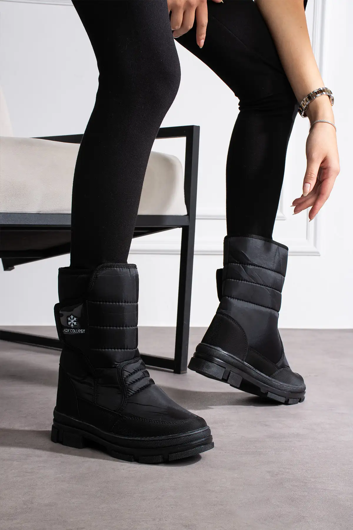 بوت و نیم بوت زنانه چکمه برفی راحت  با کفی ضد لغزش برند perry shoes - 8376 بوت و نیم بوت زنانه چکمه برفی راحت با کفی ضد لغزش برند perry shoes - 8376