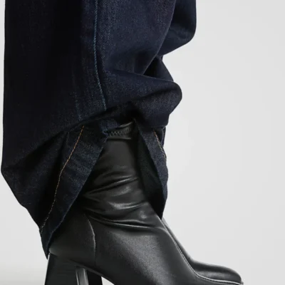 بوت و نیم‌ بوت زنانه چکمه پاشنه‌بلند متسط با مچ کشی برند Stradivarius - 7555