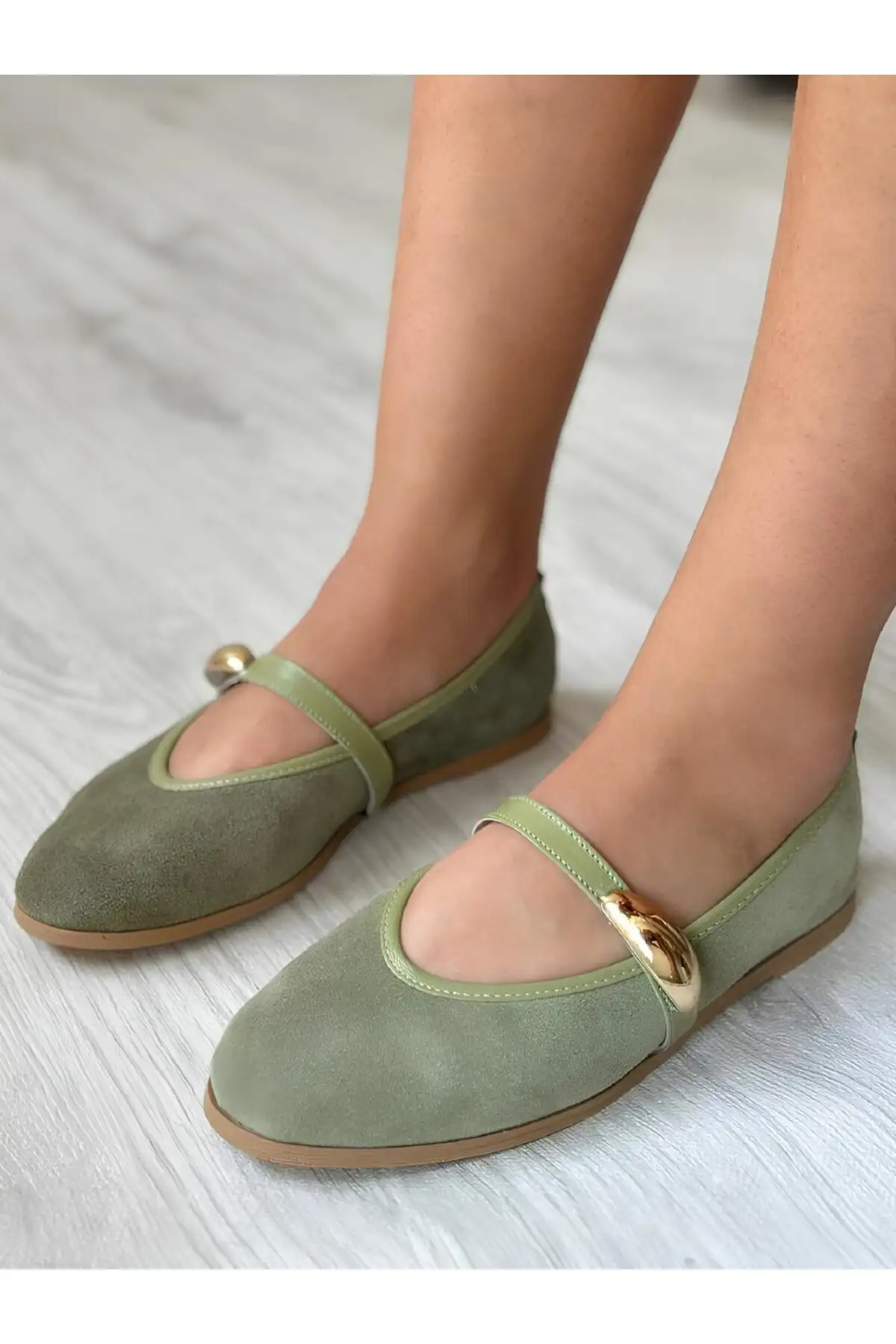 کفش تخت زنانه  باله  با جزئیات پلنگی و بند پهن از چرم طبیعی سوئیدی برند ND Shoes - 8338 کفش تخت زنانه باله با جزئیات پلنگی و بند پهن از چرم طبیعی سوئیدی برند ND Shoes - 8338