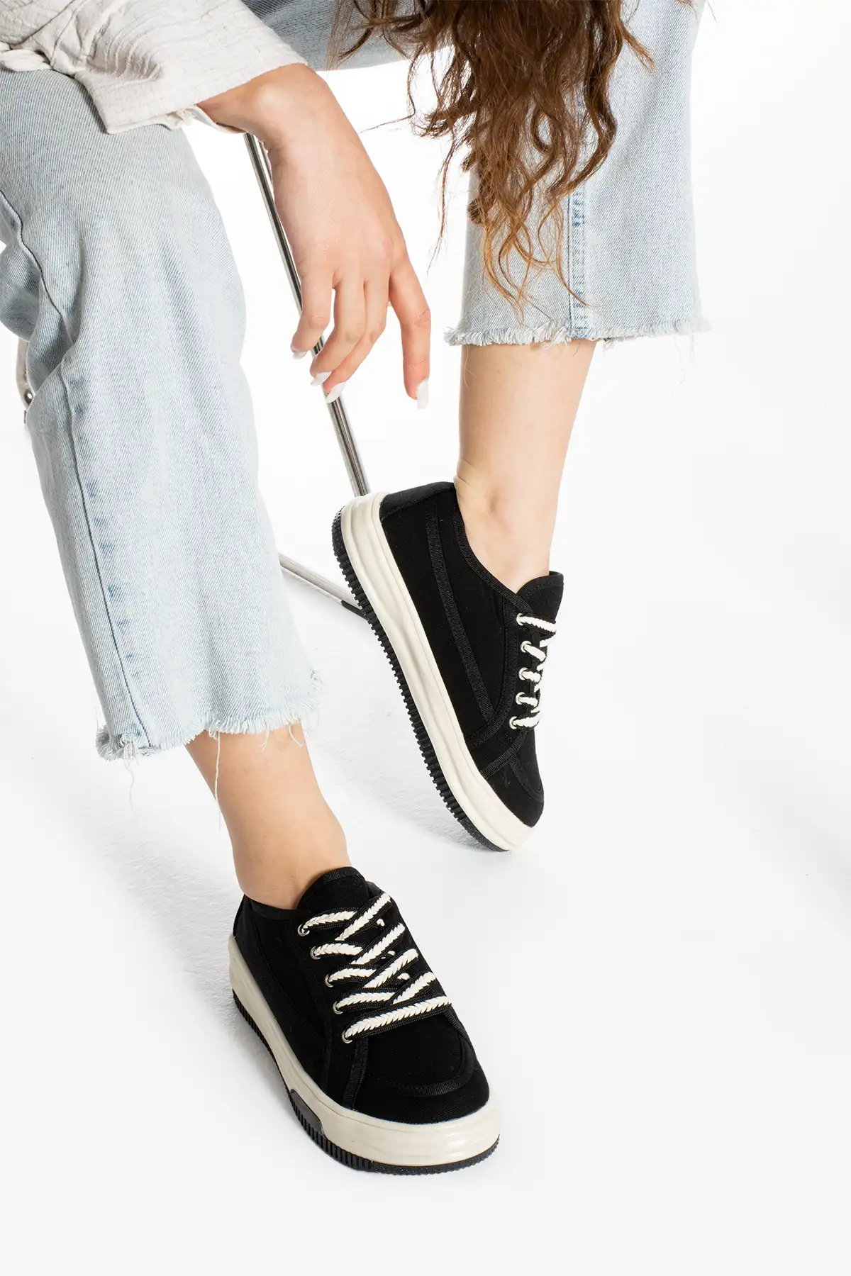 کفش کتانی زنانه  روزمره  کتان اسپورت برند Jagra outdoors - 7969 کفش کتانی زنانه روزمره کتان اسپورت برند Jagra outdoors - 7969