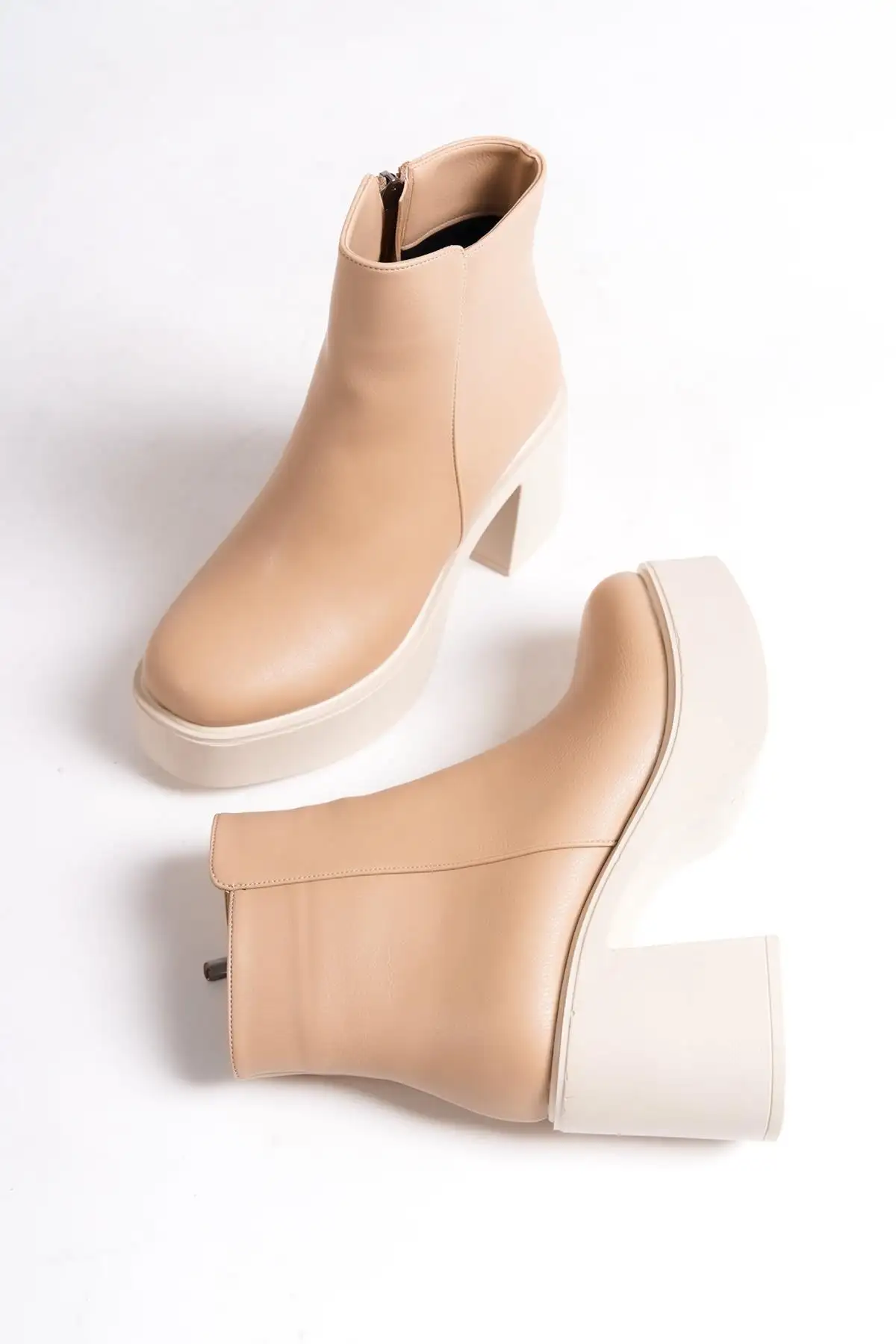 بوت و نیم‌ بوت زنانه پلتفرم کالن مات با رنگ تن هنسز برند Modabuymus - 7799