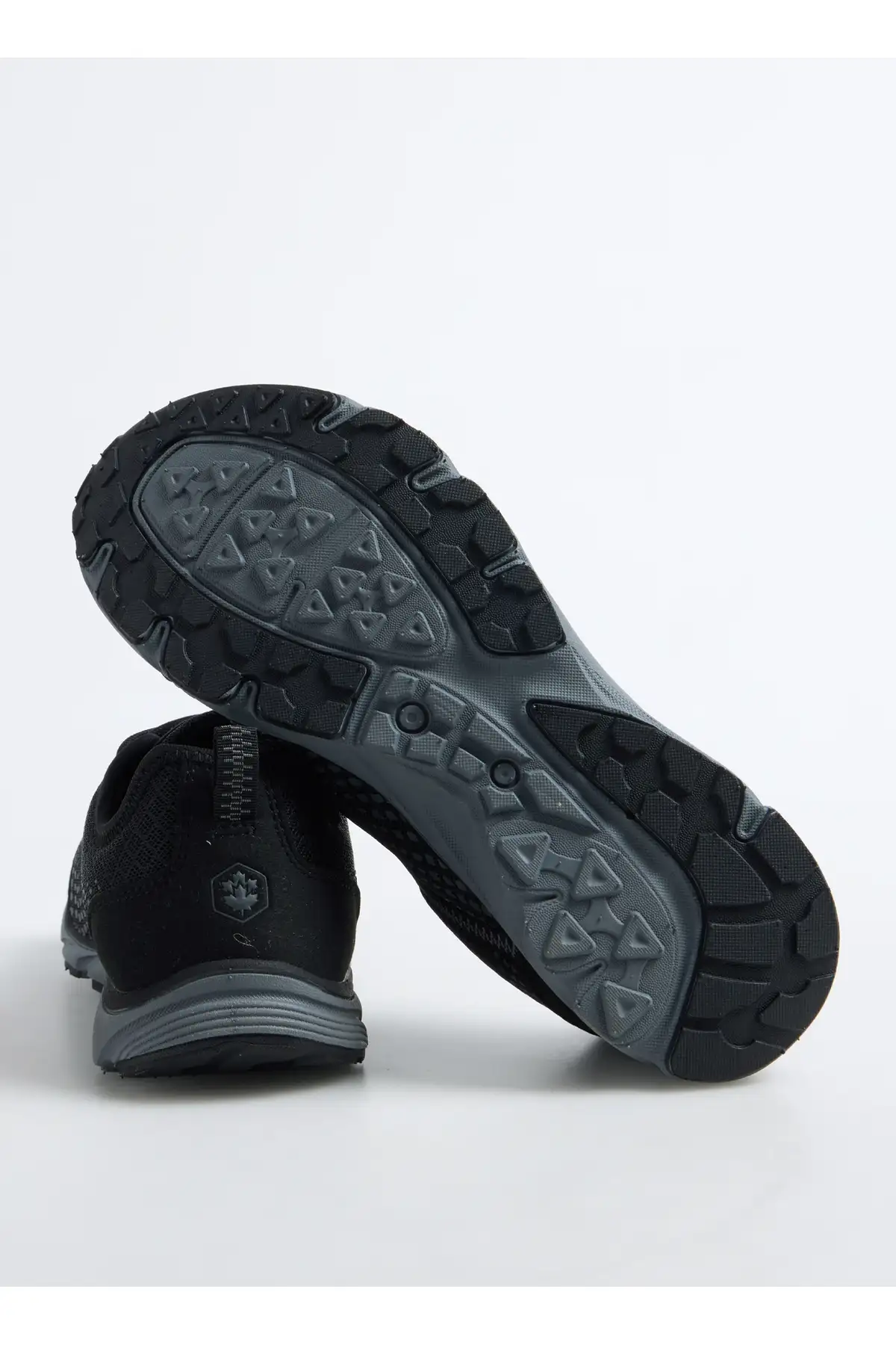 کفش اسپرت مردانه    مشکی  برند Lumberjack - 8024 کفش اسپرت مردانه مشکی برند Lumberjack - 8024