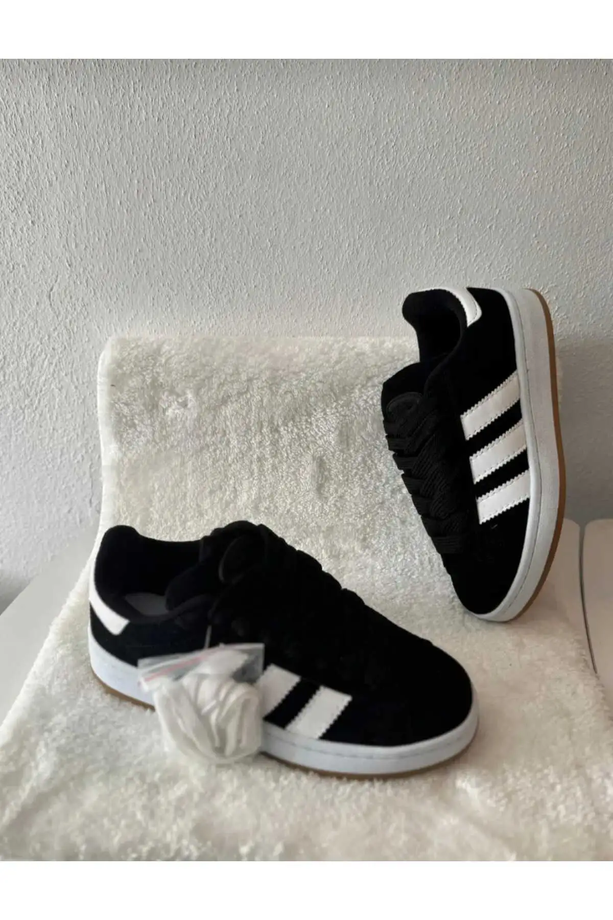 کفش کتانی زنانه  اسنیکر  مشکی با کفی اورتوپدیک ضد لغزش برند Campus - 7949 کفش کتانی زنانه اسنیکر مشکی با کفی اورتوپدیک ضد لغزش برند Campus - 7949