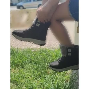 بوت و نیم‌ بوت زنانه کفش برف با ریه پشمی بند، ضد آب با زیره غیر لغزنده برند zera - 7710