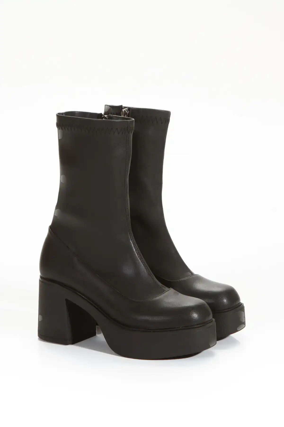 بوت و نیم بوت زنانه چکمه پلت فرم پاشنه بلند کشی چرم مشکی برند simplicity - 7748 بوت و نیم بوت زنانه چکمه پلت فرم پاشنه بلند کشی چرم مشکی برند simplicity - 7748