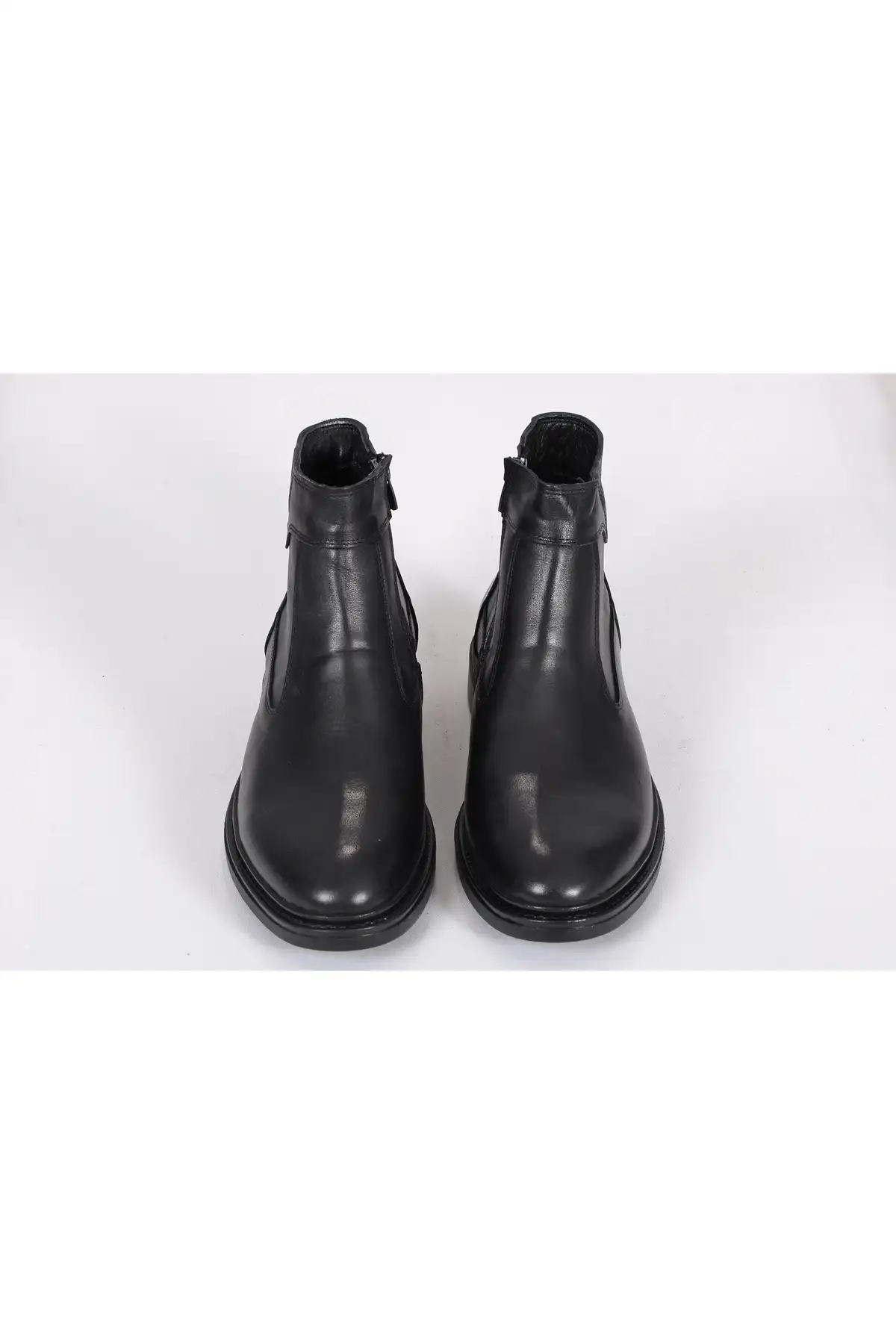 کفش سایز بزرگ مردانه بوت زمستانی  چرم طبیعی با زیپ سیاه برند ÖZBEK - 7875 کفش سایز بزرگ مردانه بوت زمستانی چرم طبیعی با زیپ سیاه برند ÖZBEK - 7875