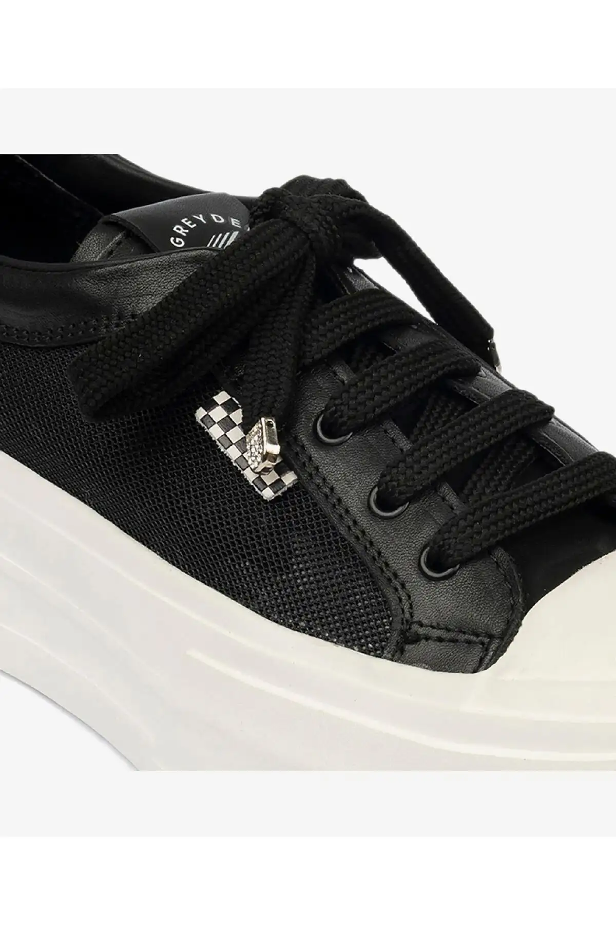 کفش کتانی زنانه  اسنیکر  مشکی از چرم طبیعی ۴Y2SA33390 برند Greyder - 7970 کفش کتانی زنانه اسنیکر مشکی از چرم طبیعی ۴Y2SA33390 برند Greyder - 7970