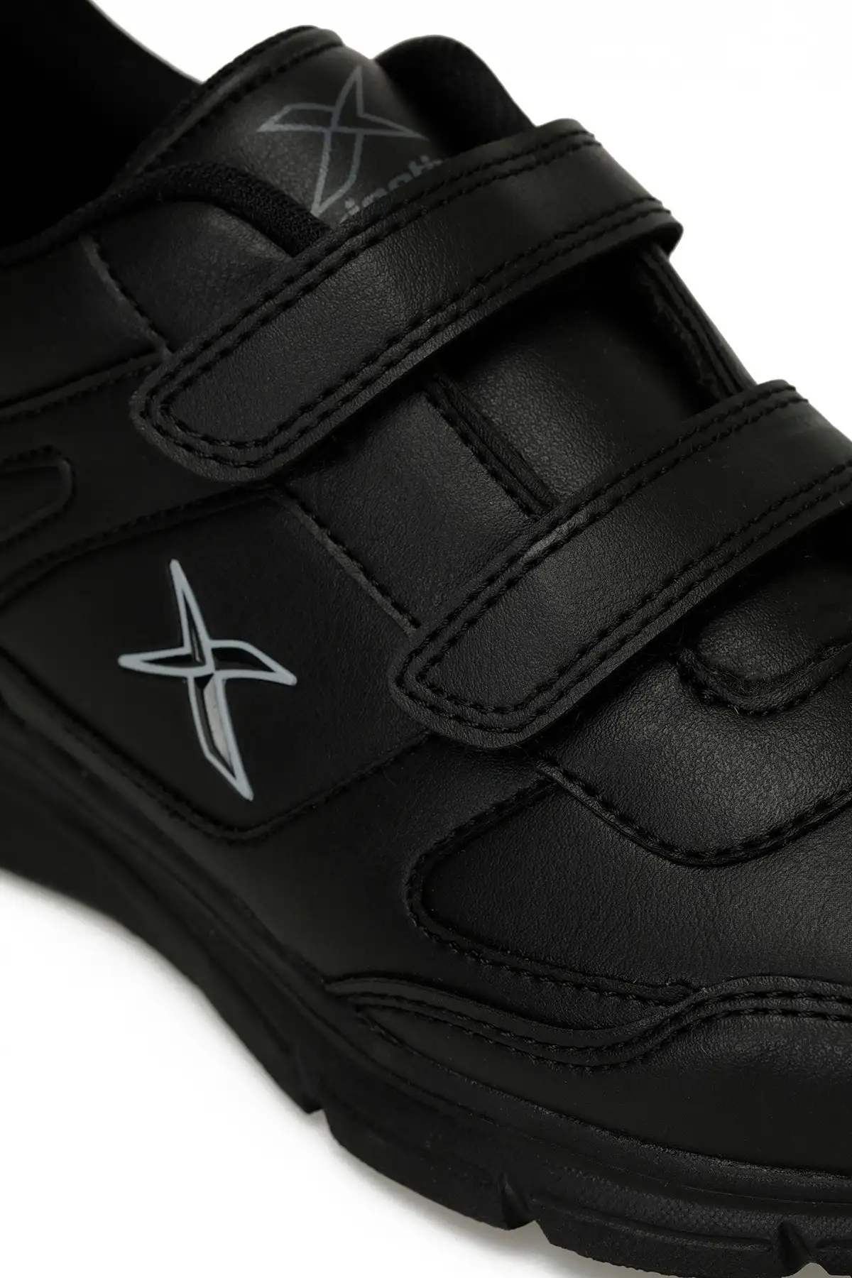 کفش اسپرت مردانه  دویدن ادون پی یو ۵ پر یونی سکس برند Kinetix - 8042 کفش اسپرت مردانه دویدن ادون پی یو ۵ پر یونی سکس برند Kinetix - 8042