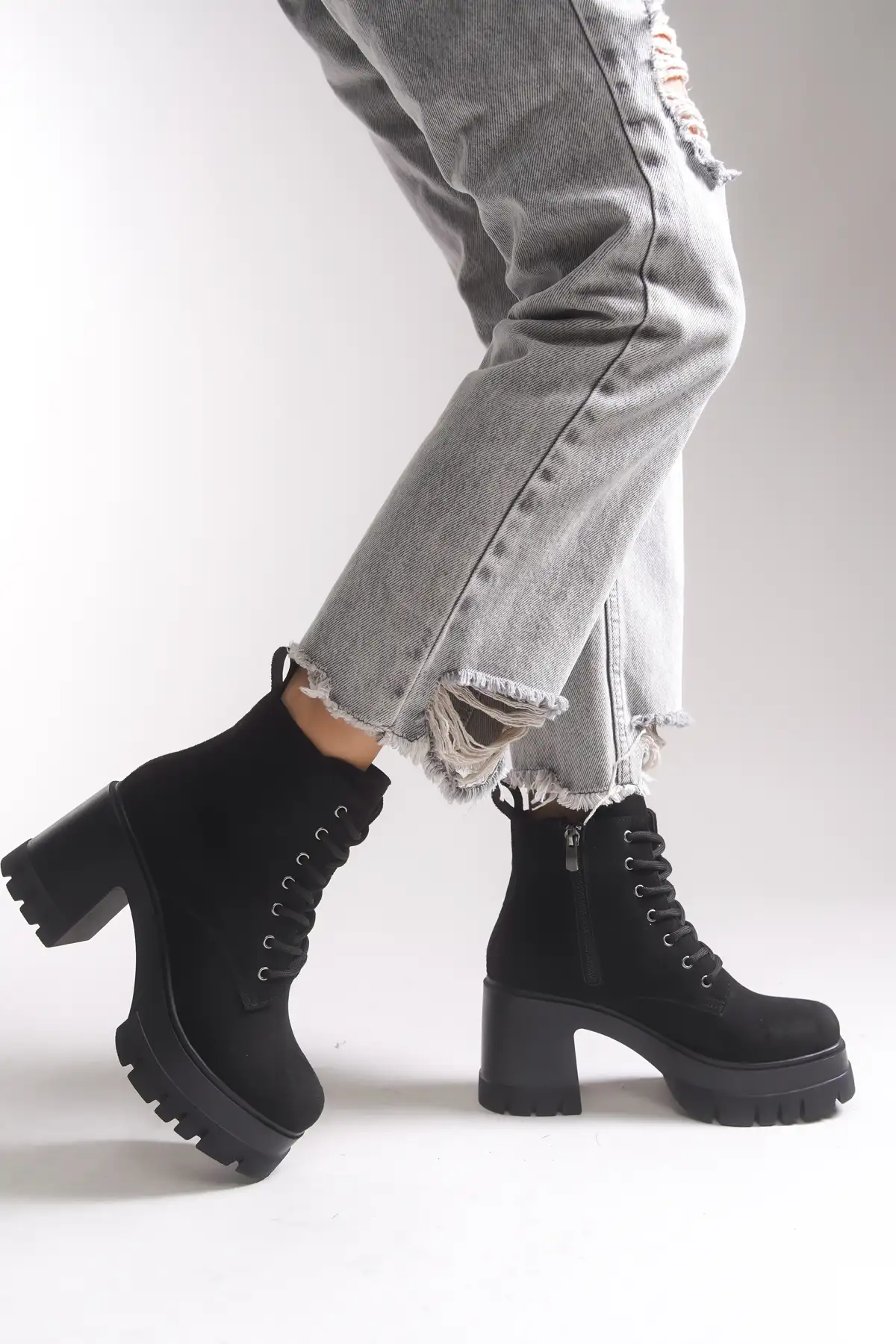 بوت و نیم‌ بوت زنانه پاشنه‌دار نانر 0012504 مشکی سئدی برند Riccon - 7775