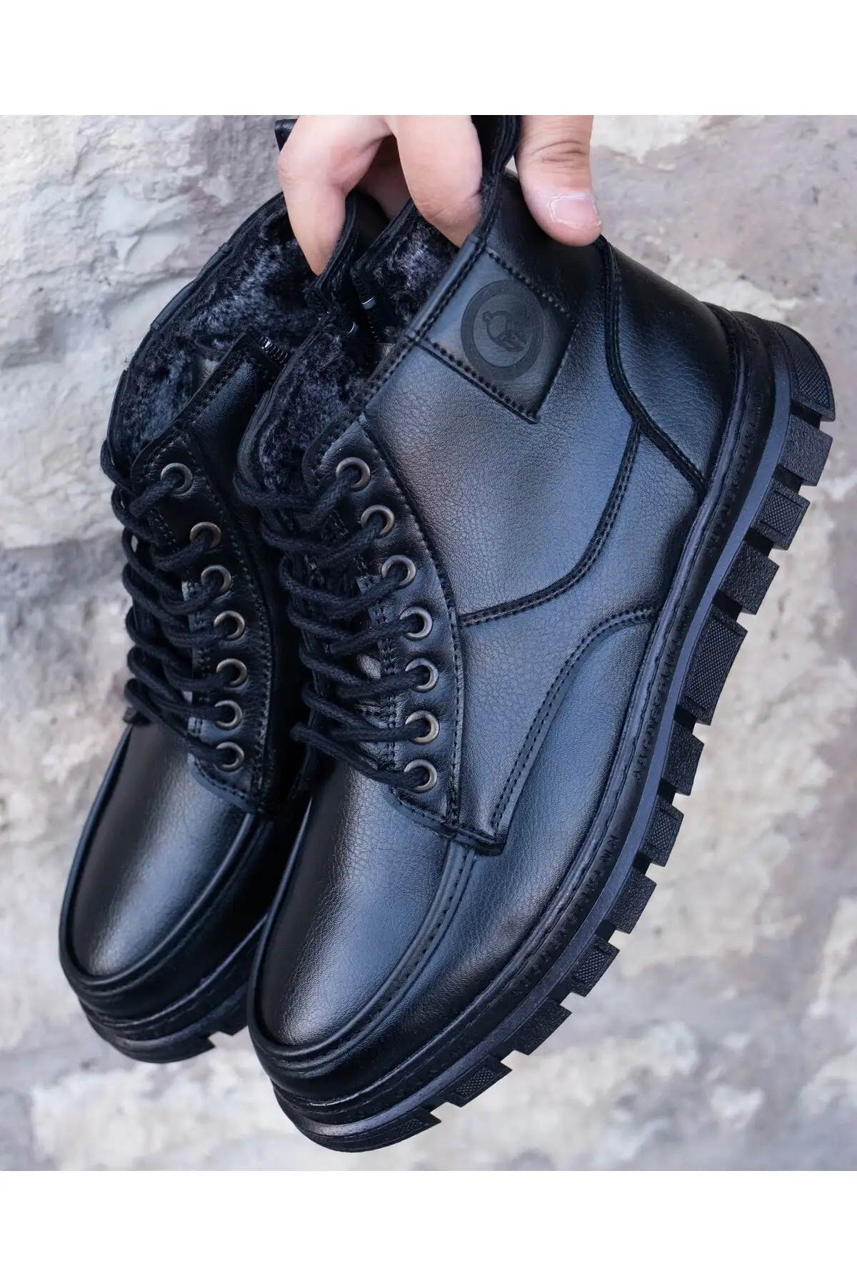 بوت مردانه  ضدآب و ضدسرما  با فُرم زیپ و بنددار اسپارتا برند GERALT - 8347 بوت مردانه ضدآب و ضدسرما با فُرم زیپ و بنددار اسپارتا برند GERALT - 8347