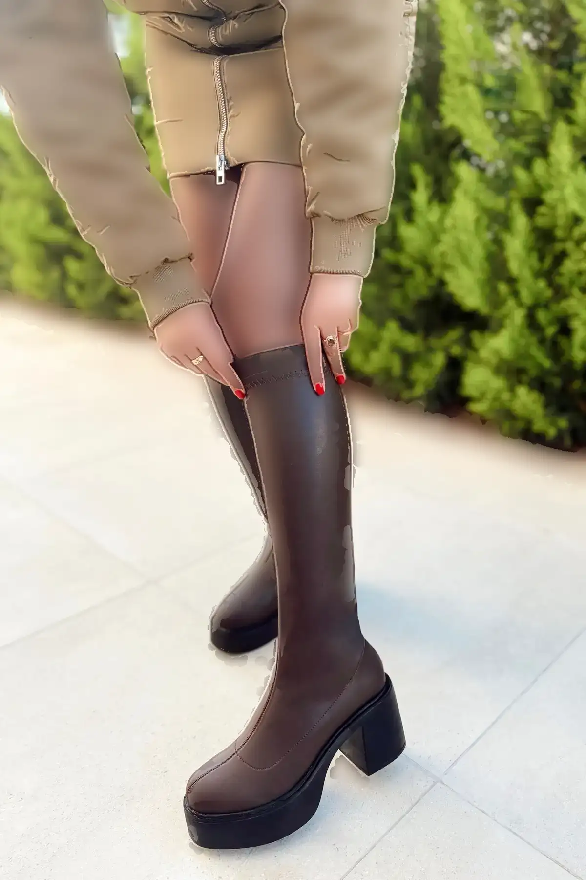 بوت و نیم بوت زنانه ی  پلتفرم دکراتی پاستل با ساقه کتاه  رنگ قههای مات برند POLKA STORE - 7768 بوت و نیم بوت زنانه ی پلتفرم دکراتی پاستل با ساقه کتاه رنگ قههای مات برند POLKA STORE - 7768