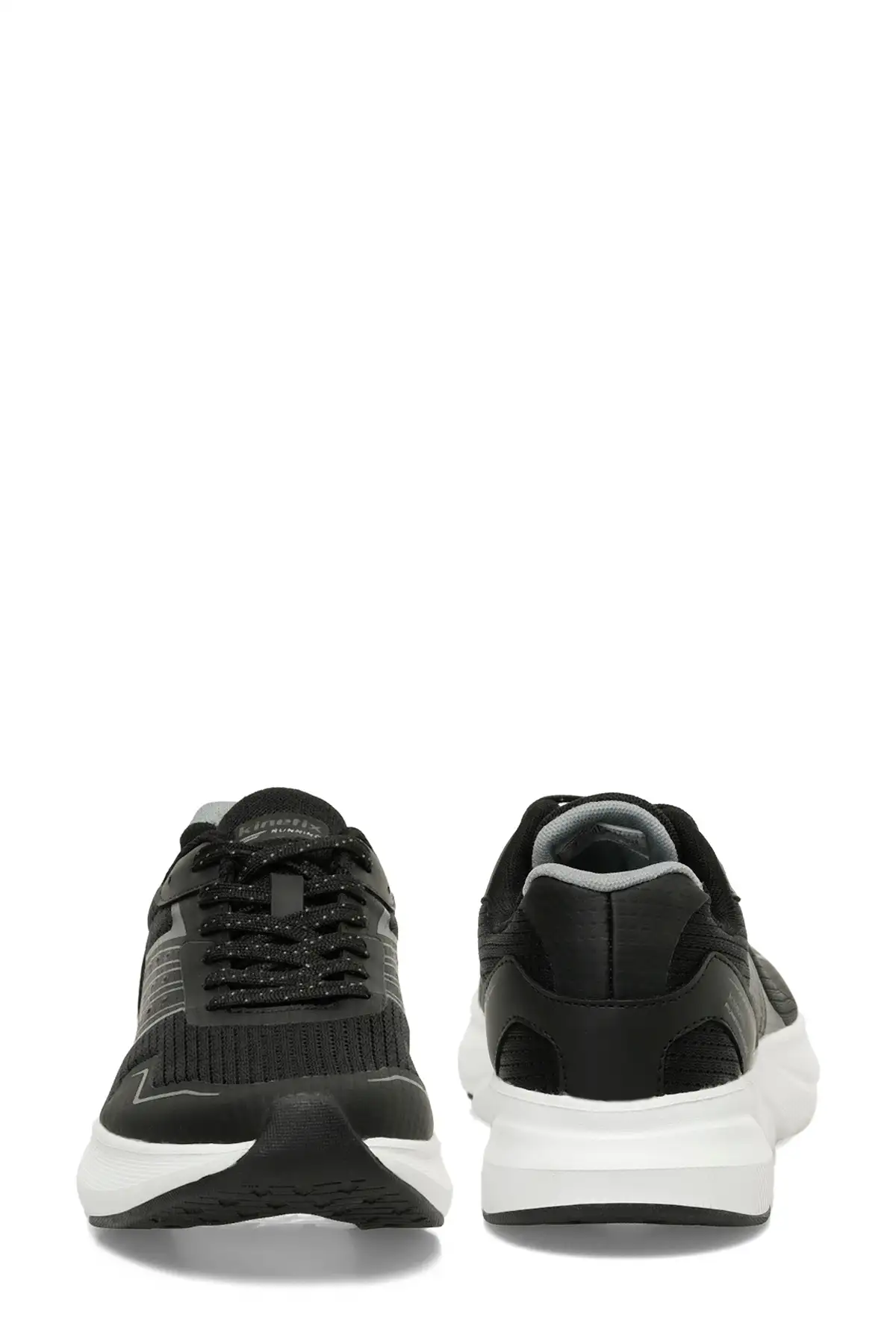 کفش اسپرت مردانه دویدن SOPHISTIC TX 5FX مشکی برند Kinetix - 8001 کفش اسپرت مردانه دویدن SOPHISTIC TX 5FX مشکی برند Kinetix - 8001