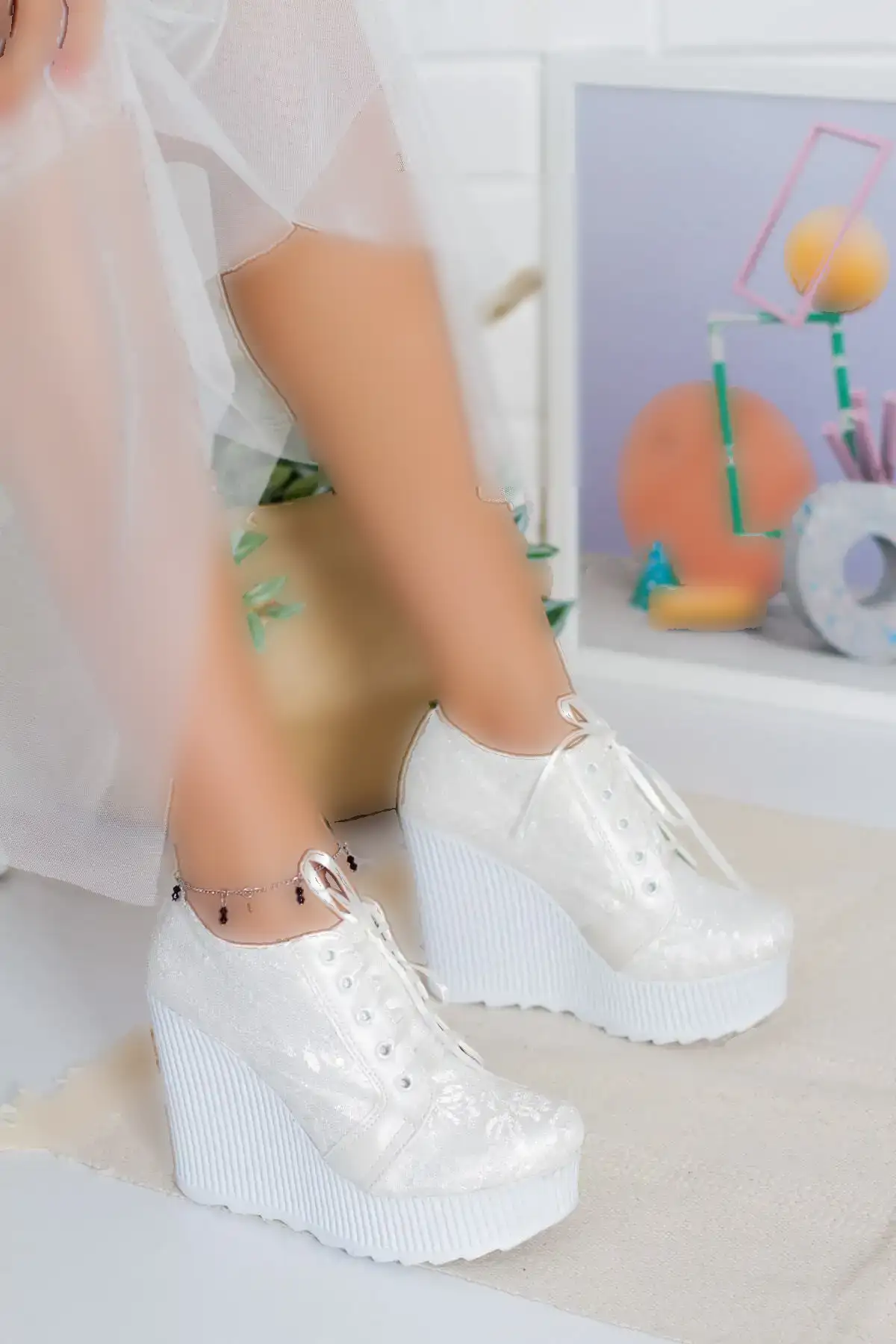 کفش پاشنه بلند زنانه  عروسی پاشنه  با کفی بالشتکی برند DARUGA - 7985 کفش پاشنه بلند زنانه عروسی پاشنه با کفی بالشتکی برند DARUGA - 7985