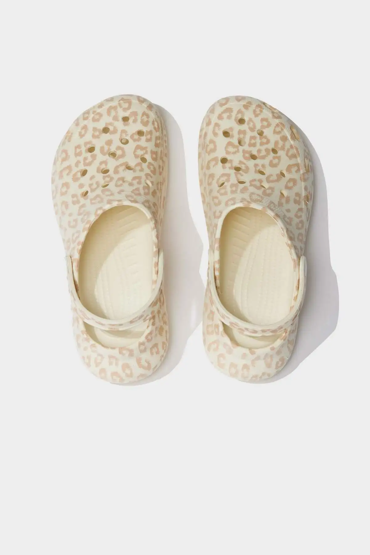 کفش صندل زنانه سندل EVA با زیره ضخیم و طرح پلنگی  مدل D8948AX25SM برند Defacto - 8257 کفش صندل زنانه سندل EVA با زیره ضخیم و طرح پلنگی مدل D8948AX25SM برند Defacto - 8257