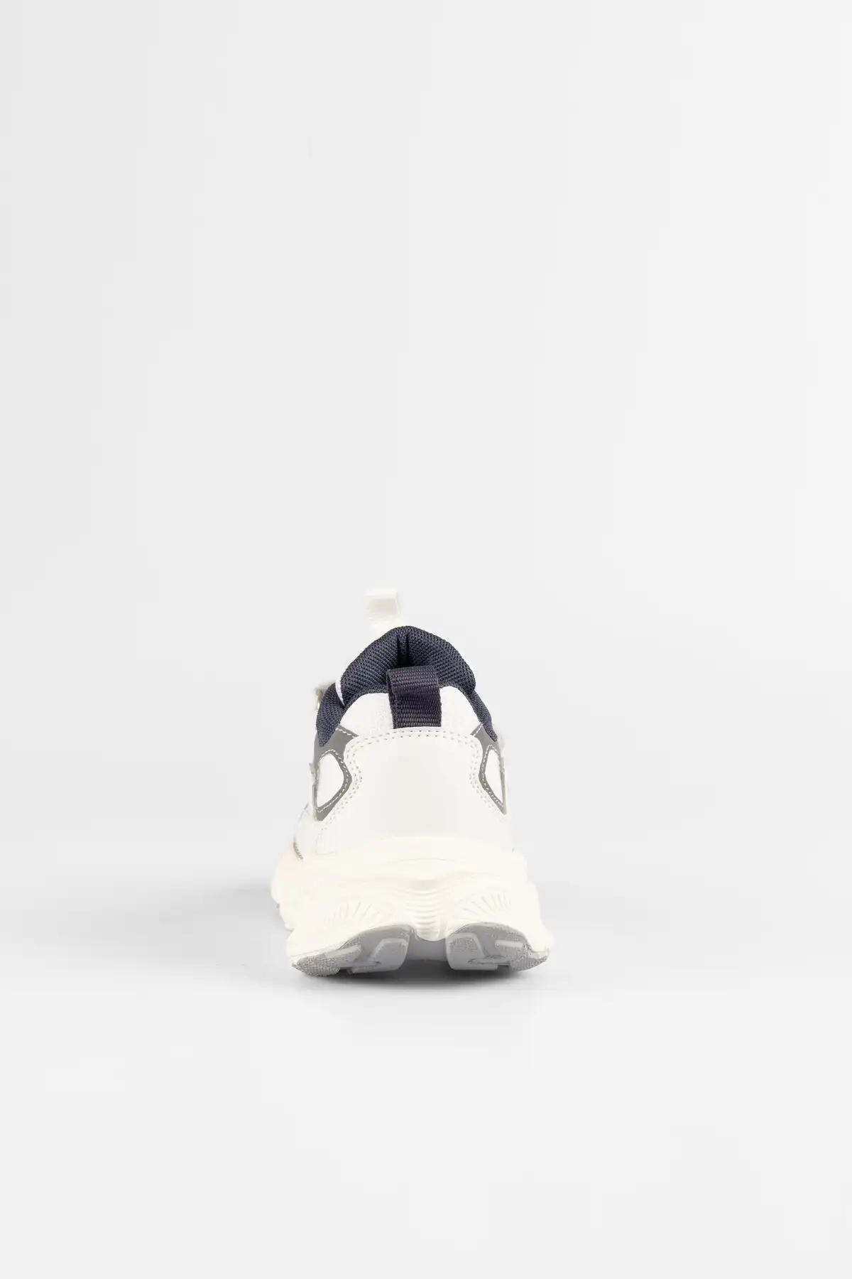 کفش پسرانه  کتانی راحتی سفید بچگانه ارتوپدیک برند Vicco - 8289 کفش پسرانه کتانی راحتی سفید بچگانه ارتوپدیک برند Vicco - 8289