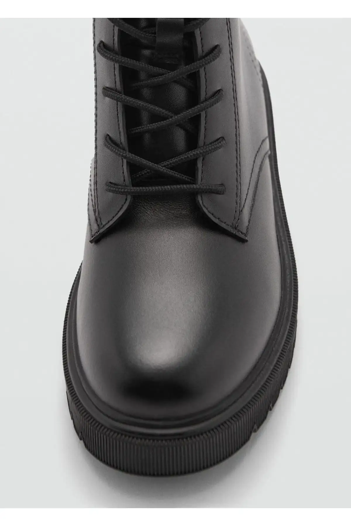 بوت بچگانه  چرم با بند برند MANGO Kids - 7610 بوت بچگانه چرم با بند برند MANGO Kids - 7610