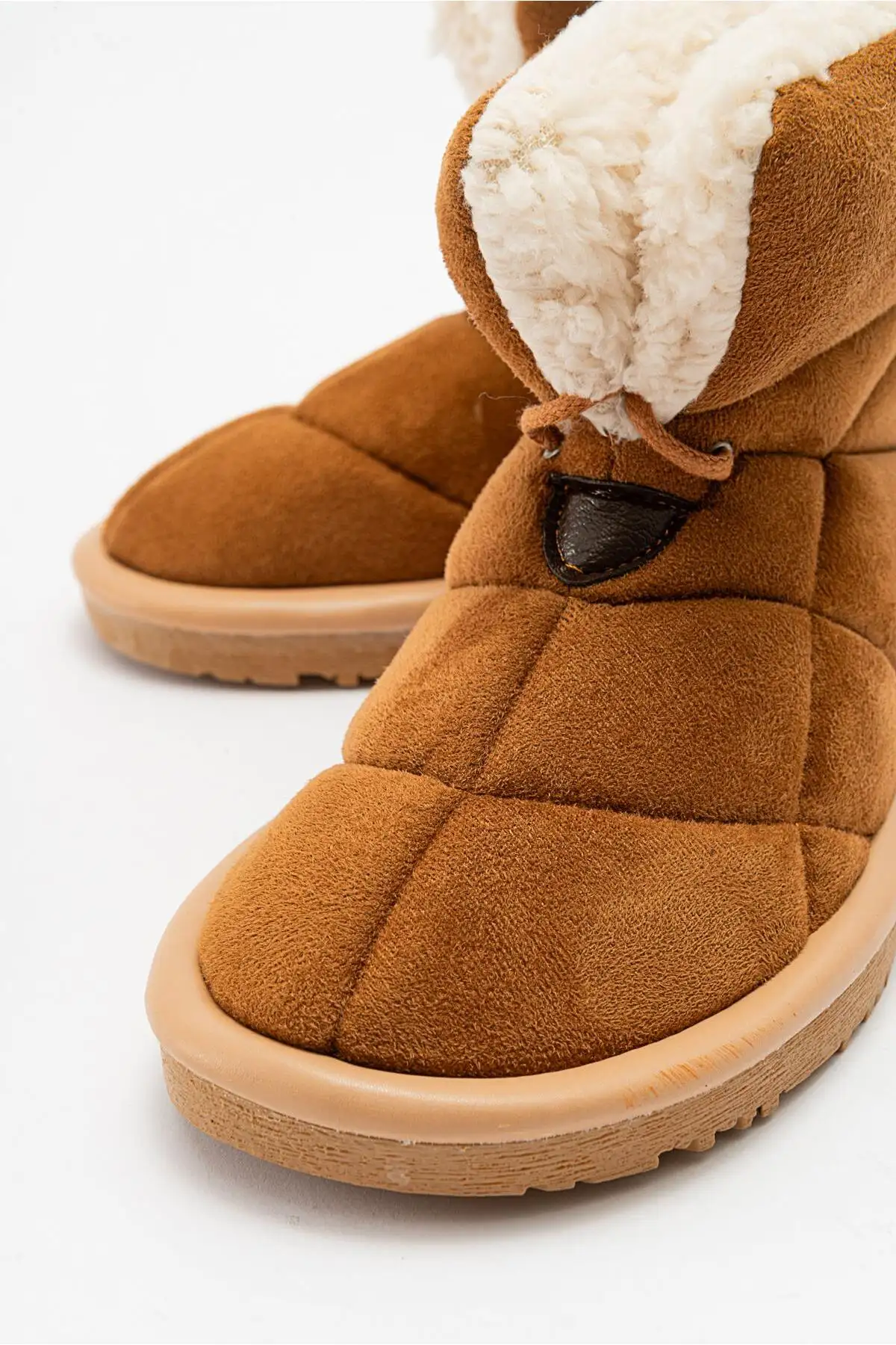 بوت و نیم بوت زنانه   با کفی ضد لغزش - چرم سئدی قههای برند Ccway - 7714 بوت و نیم بوت زنانه با کفی ضد لغزش - چرم سئدی قههای برند Ccway - 7714