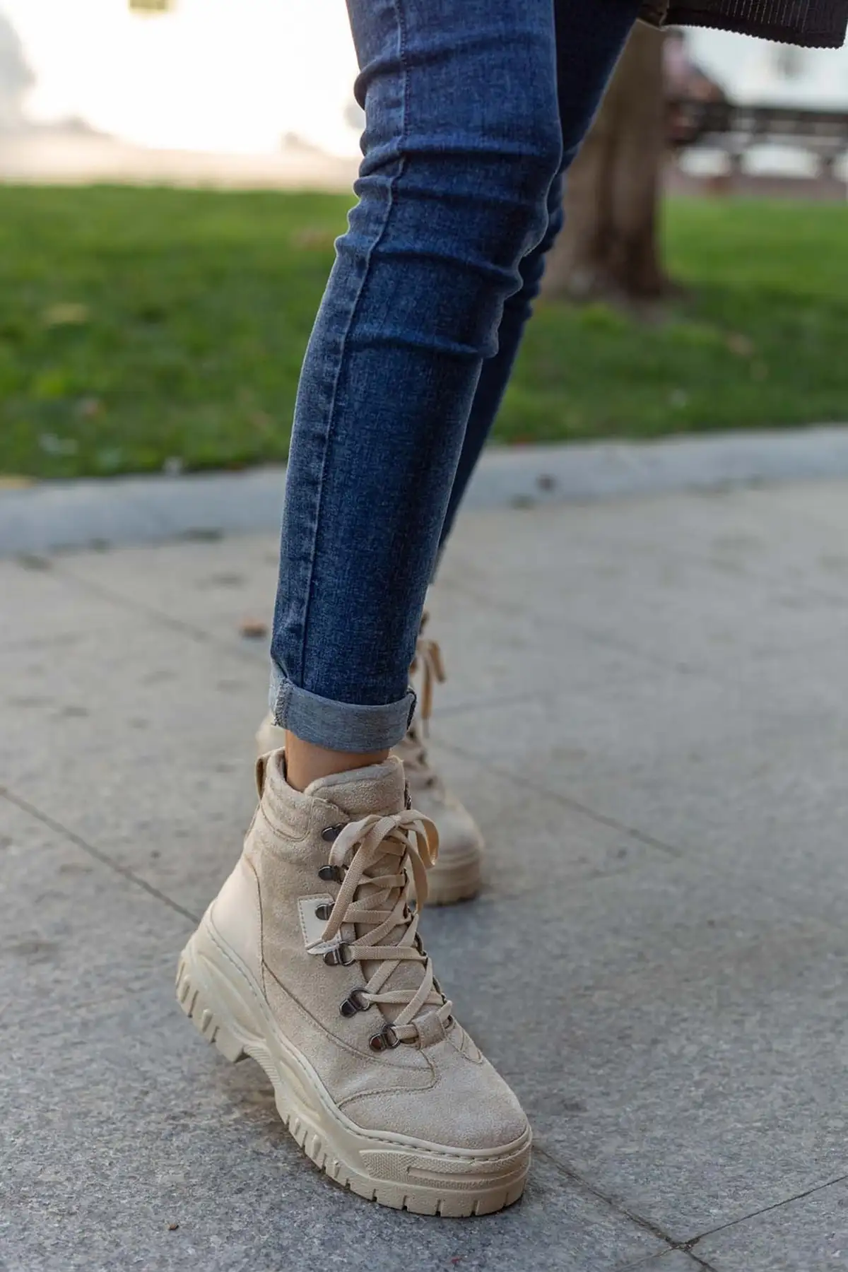 بوت و نیم بوت زنانه جاشء  بژ برند Dark Seer - 7558 بوت و نیم بوت زنانه جاشء بژ برند Dark Seer - 7558