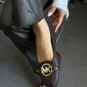 کفش تخت زنانه بابت قهوه‌ای با طراحی جزئیات‌دار تکه‌ای برند TubiBella - 8322