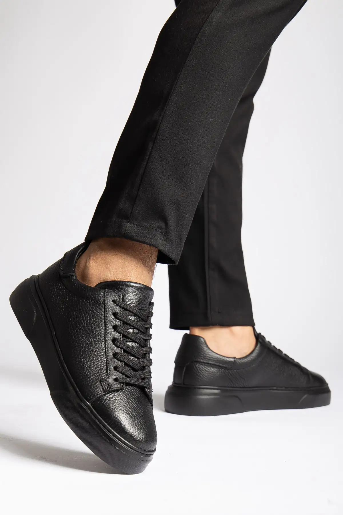 کفش سایز بزرگ مردانه چرم طبیعی با کفی ضخیم و دوخت کناری برند depderi - 7862