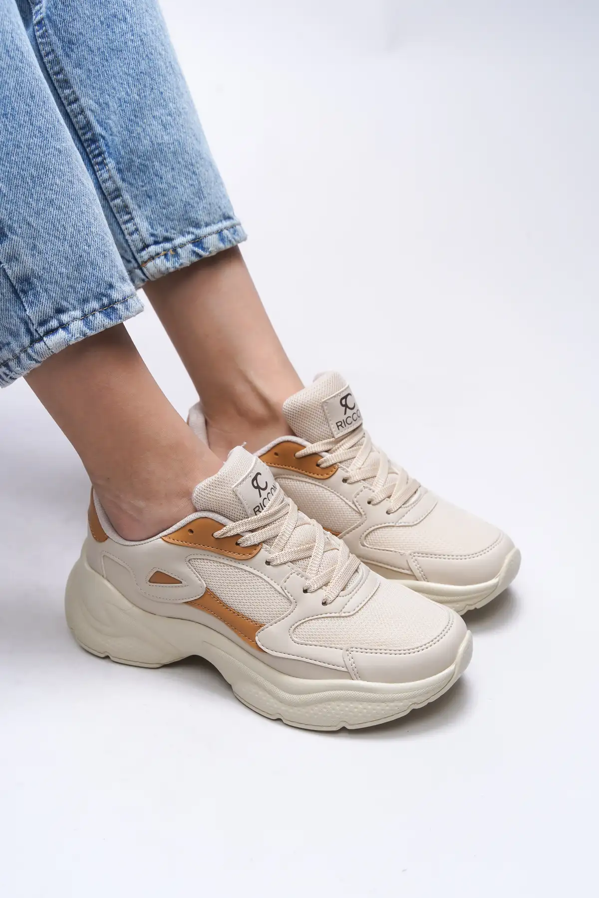 کفش کتانی زنانه 0012152 کرم قهوه‌ای برند Riccon - 8434