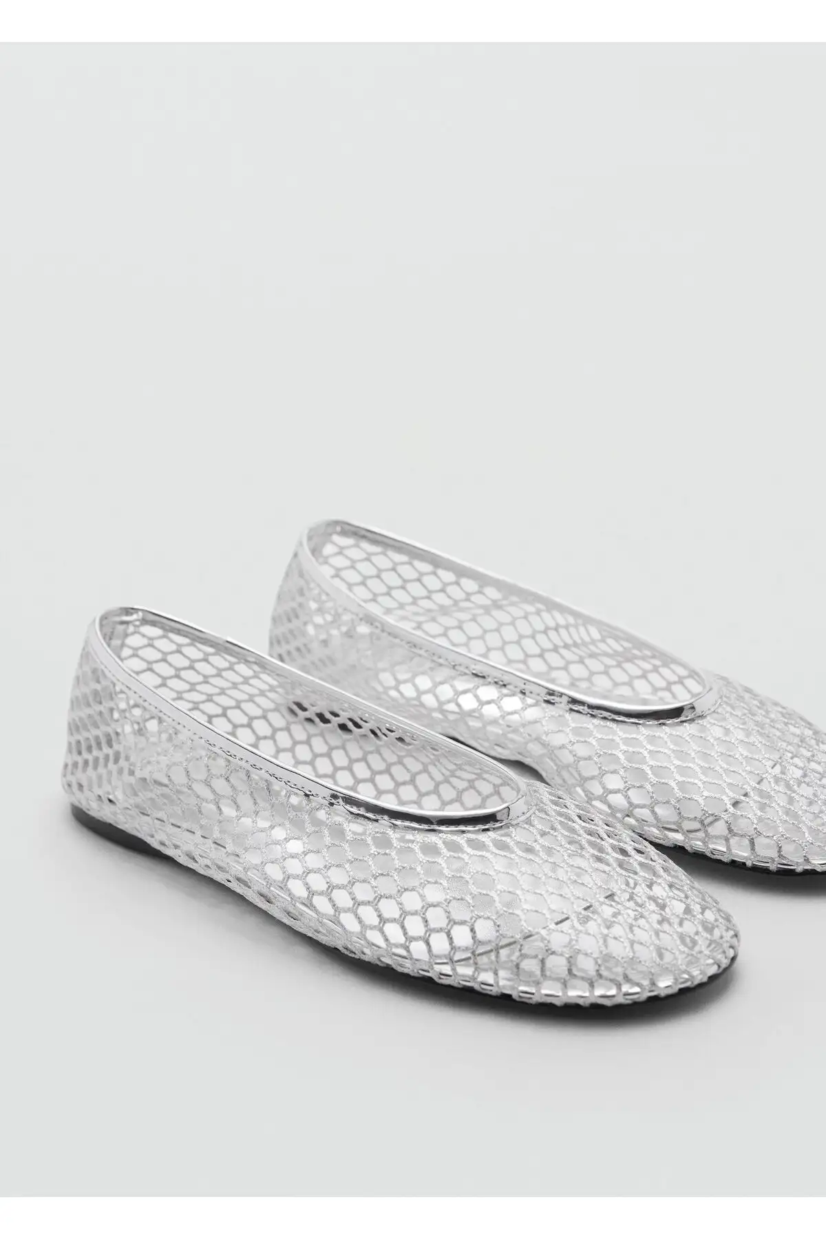 کفش زنانه کلاسیک نقره‌ای 77042936 برند MANGO - 8515