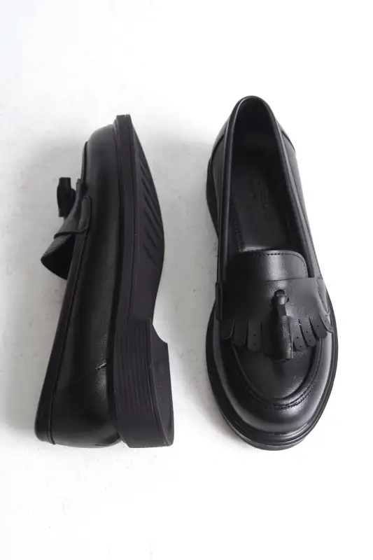 کفش لوفر زنانه روزمره لیپا مشکی برند MARSEDO - 8568 کفش لوفر زنانه روزمره لیپا مشکی برند MARSEDO - 8568