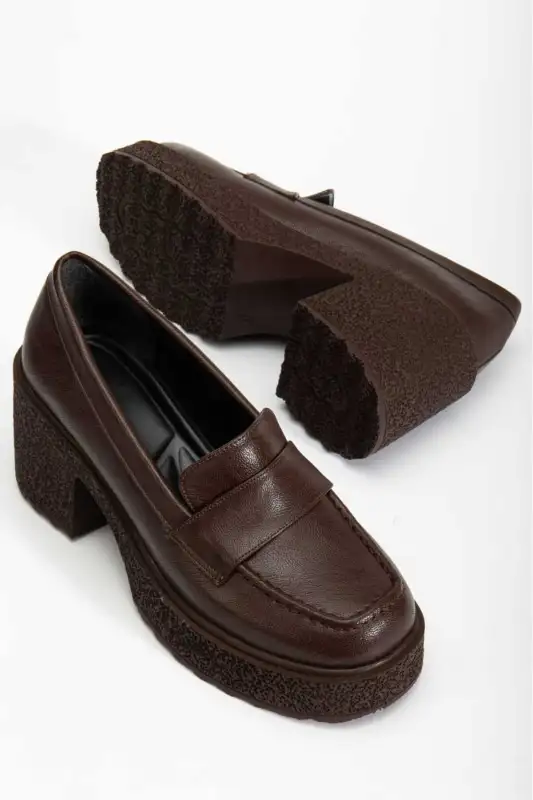 کفش لوفر زنانه قهوهای لوریوا برند CHICELLA - 8584 کفش لوفر زنانه قهوهای لوریوا برند CHICELLA - 8584