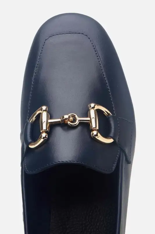 کفش لوفر زنانه چرم مدل سرمه‌ای با سگک برند Yaya by Hotiç - 8557