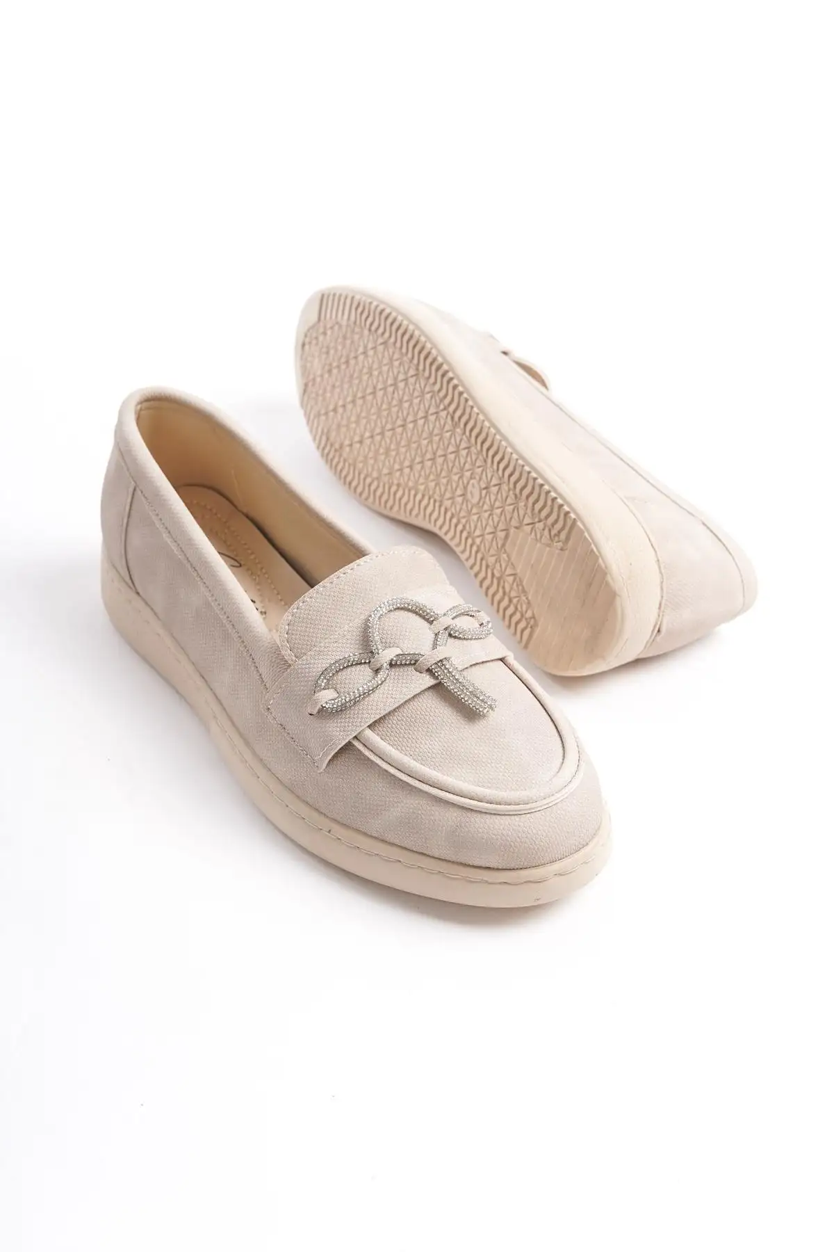 کفش زنانه روزمره با جزئیات سنگ بزرگ برند Çaçaroz Ayakkabı - 8510 کفش زنانه روزمره با جزئیات سنگ بزرگ برند Çaçaroz Ayakkabı - 8510