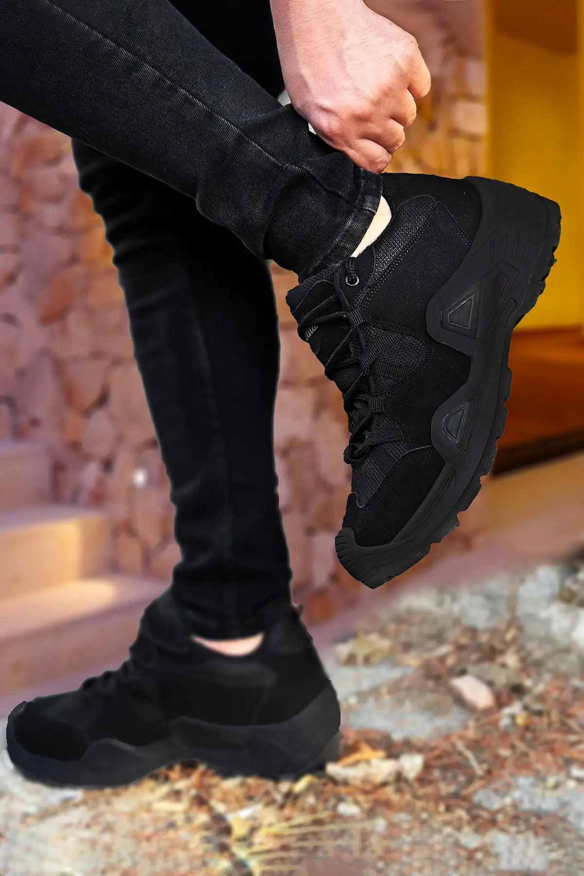 بوت مردانه چکمه trekking لاستیکی دو رنگ سیاه و سفید برند BIG KING - 8458 بوت مردانه چکمه trekking لاستیکی دو رنگ سیاه و سفید برند BIG KING - 8458